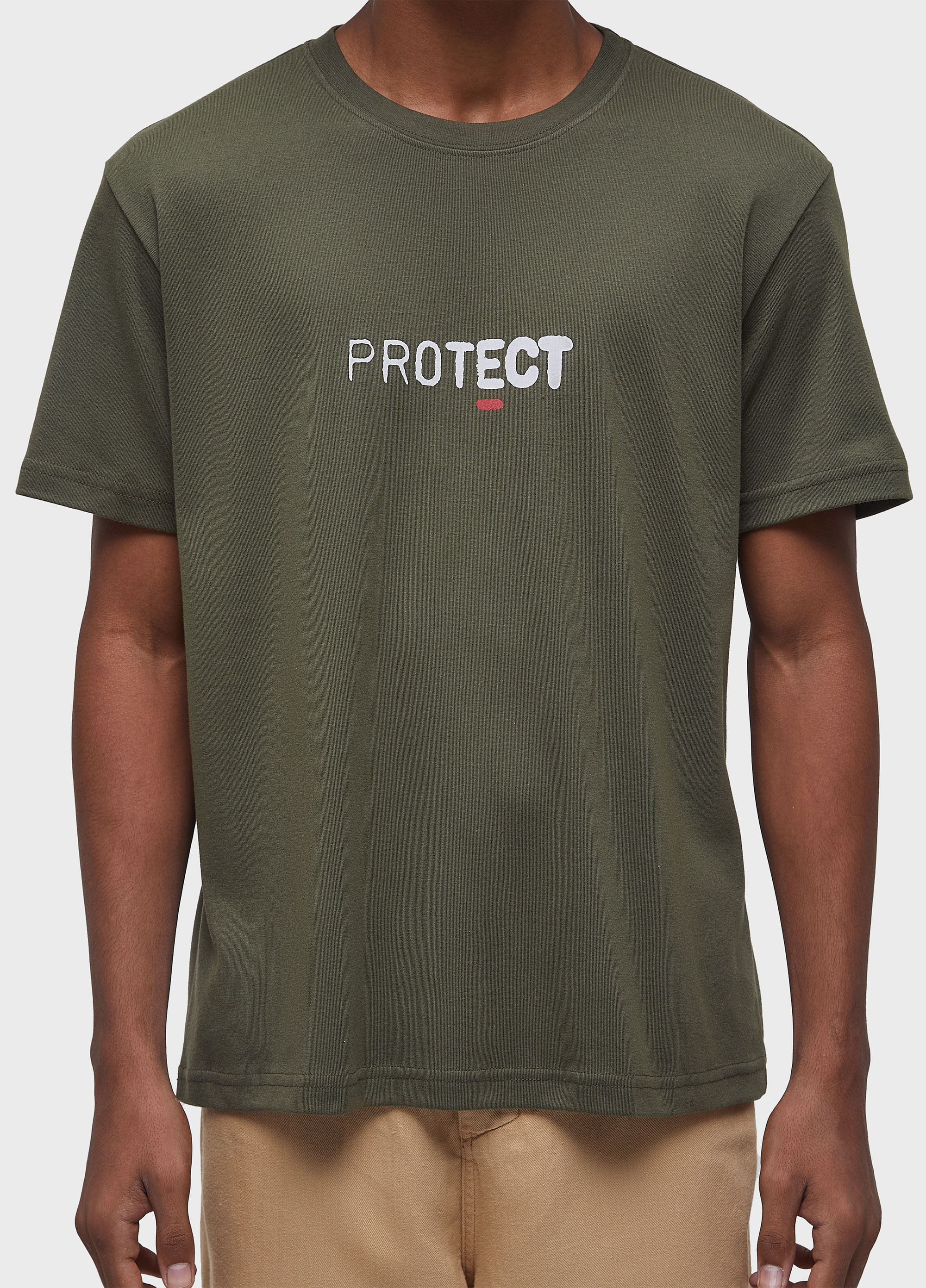 Big shirt protect the forests