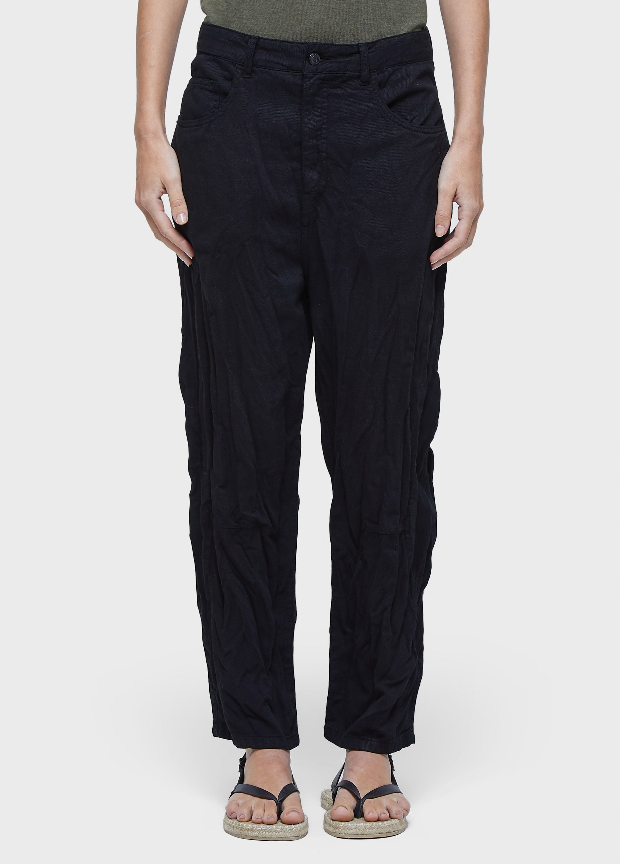 Calça hemp amassada