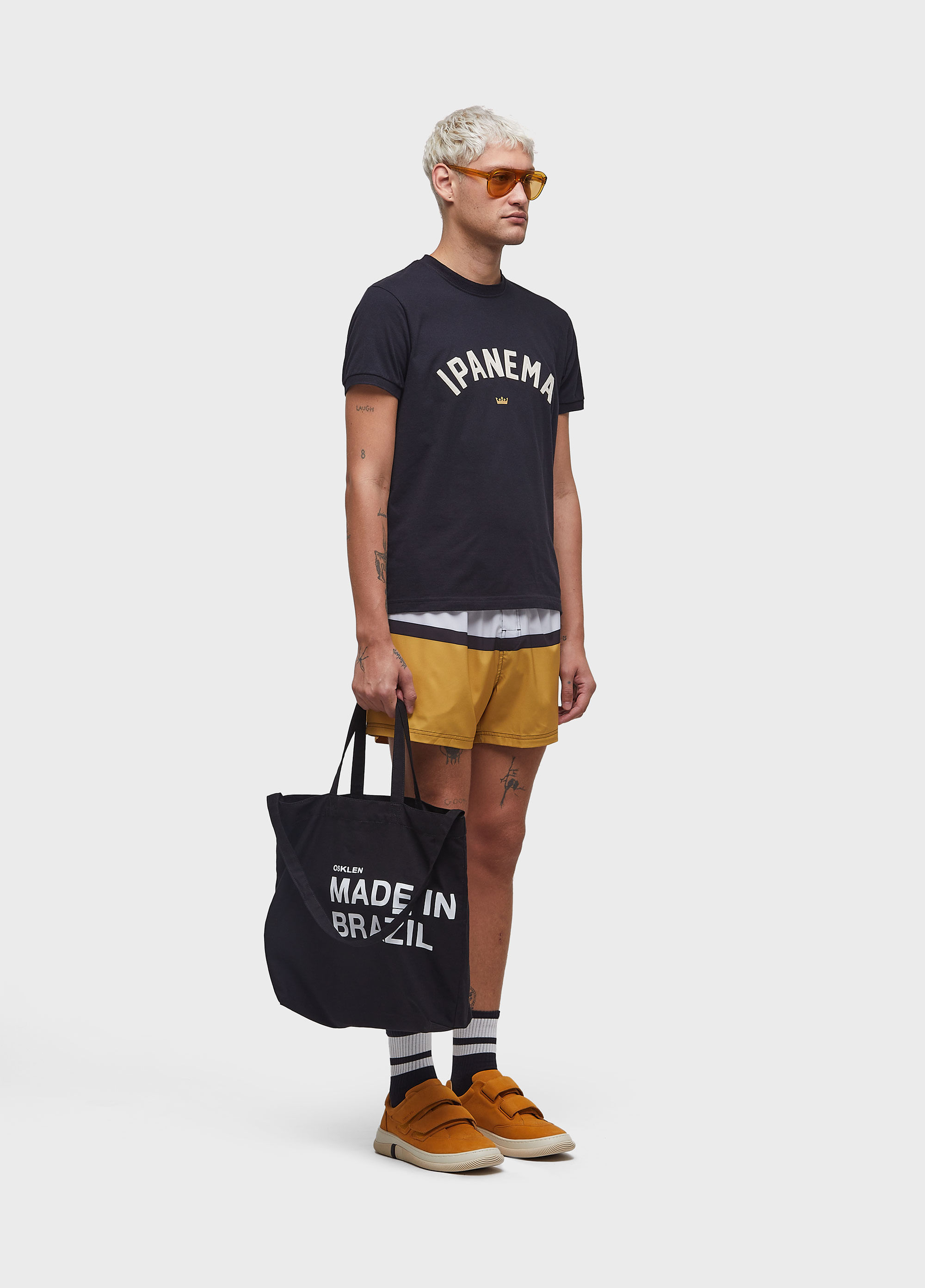 T-shirt college ipanema