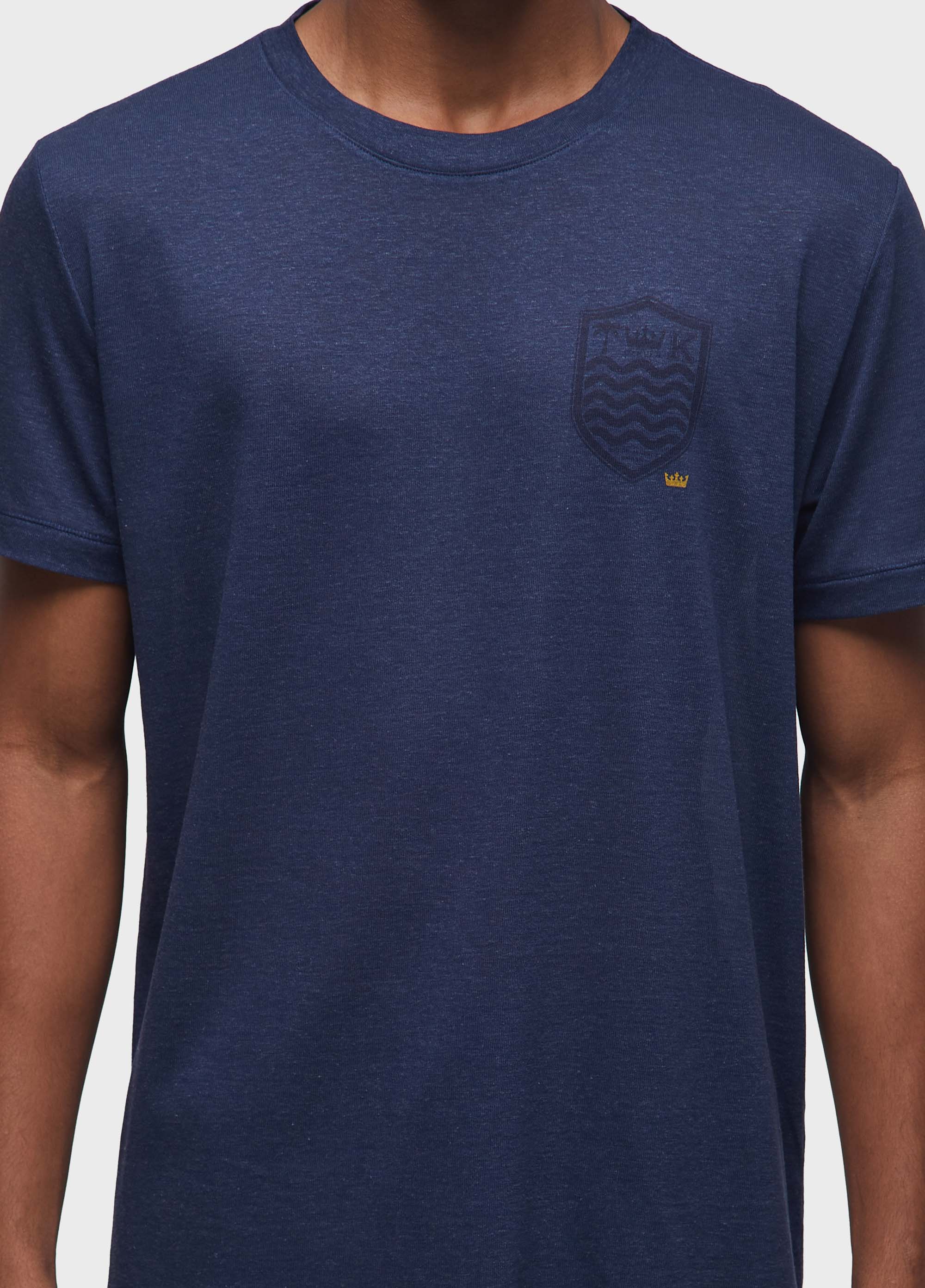 T-shirt light brasão white edition