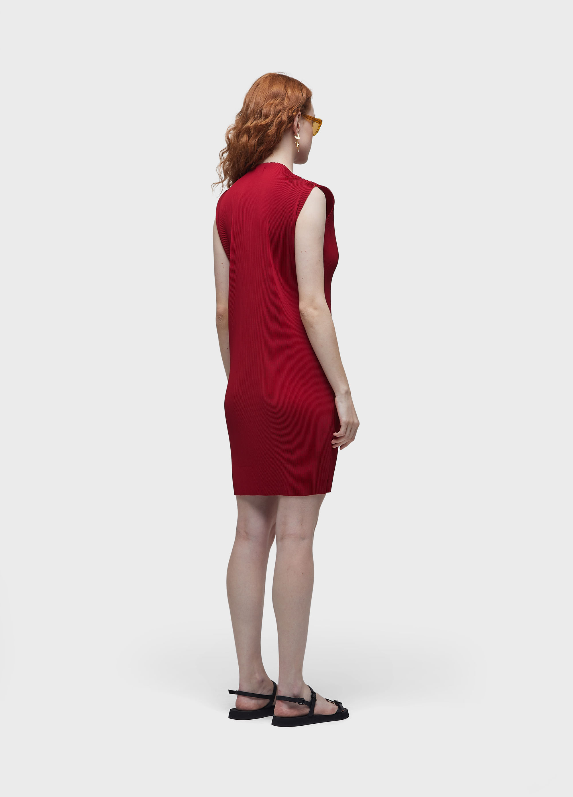 Vestido plissado curto