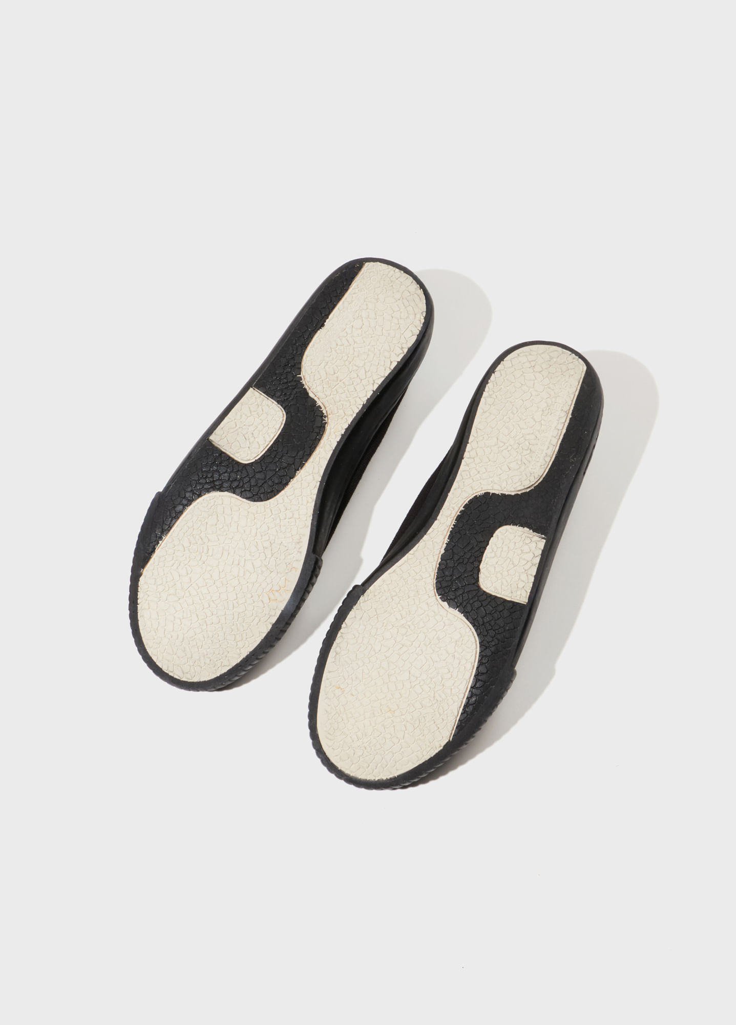 Tênis canvas black sole