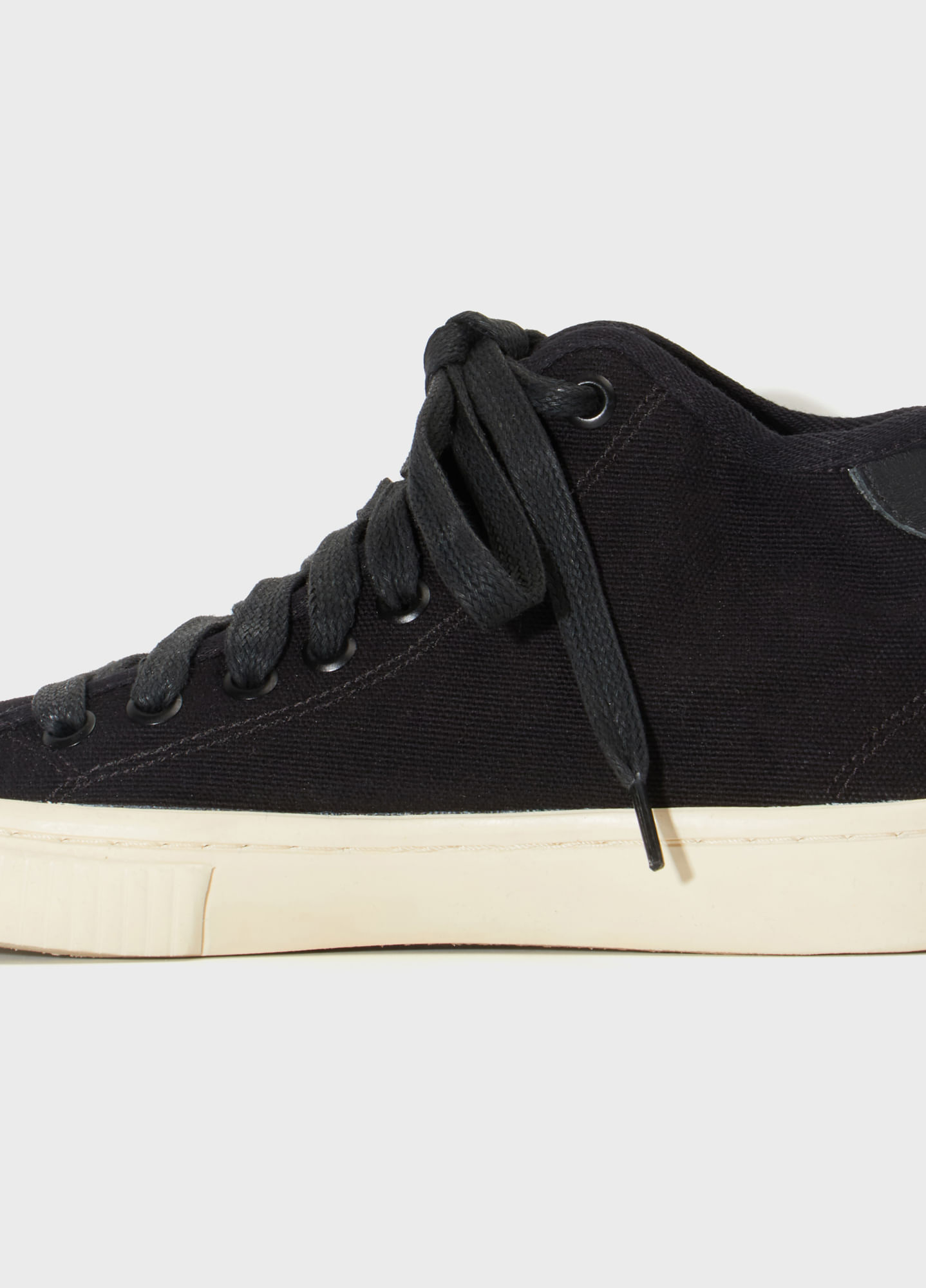 Tênis canvas cano alto