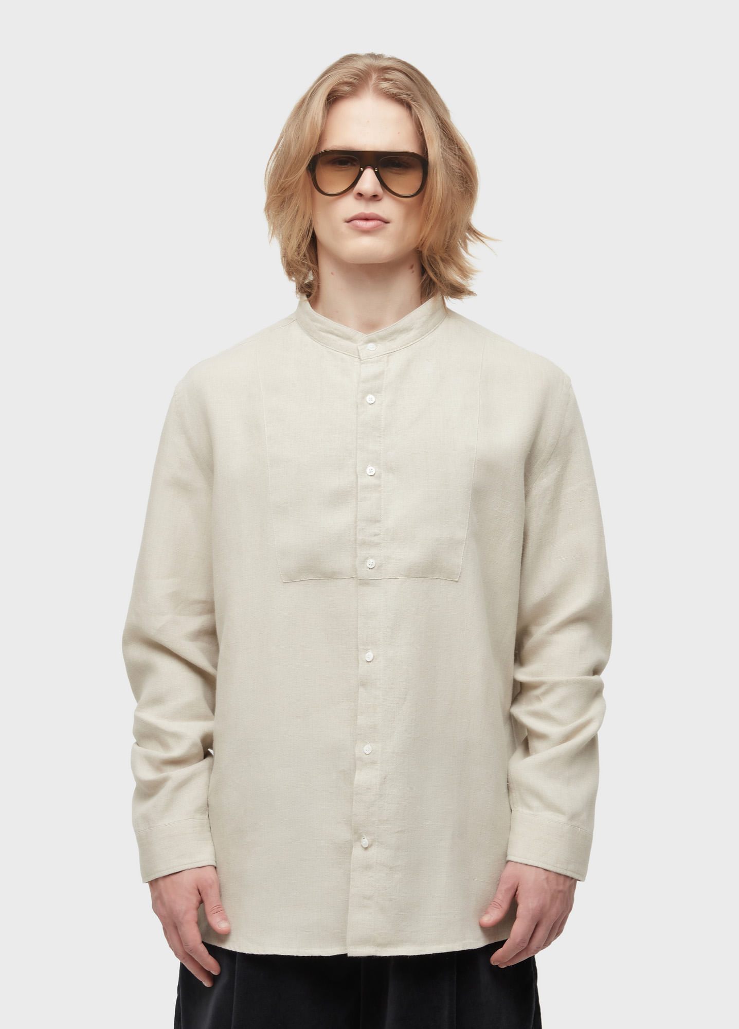 Bata bordado underlayer