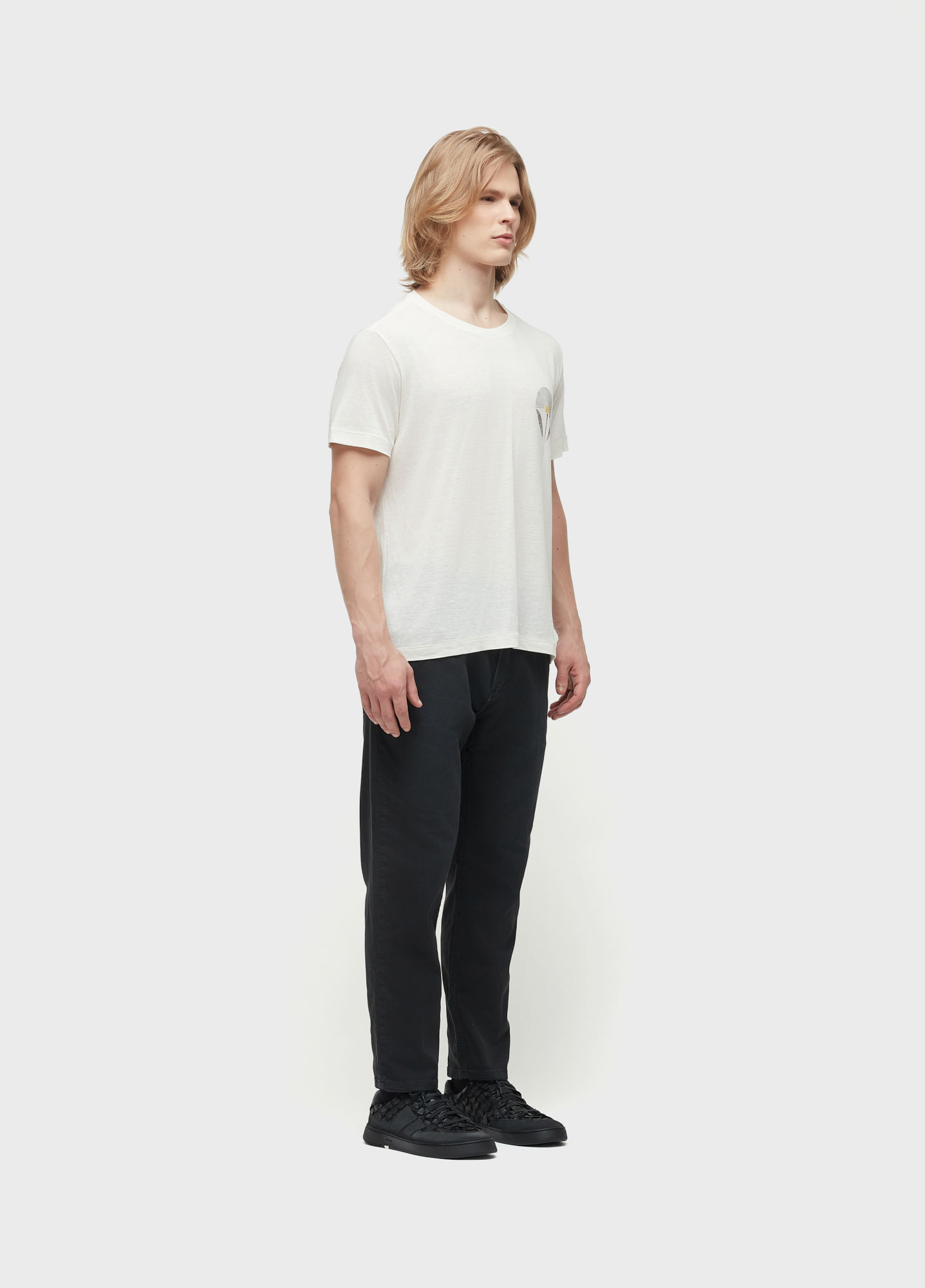 T-shirt light linen flower sun