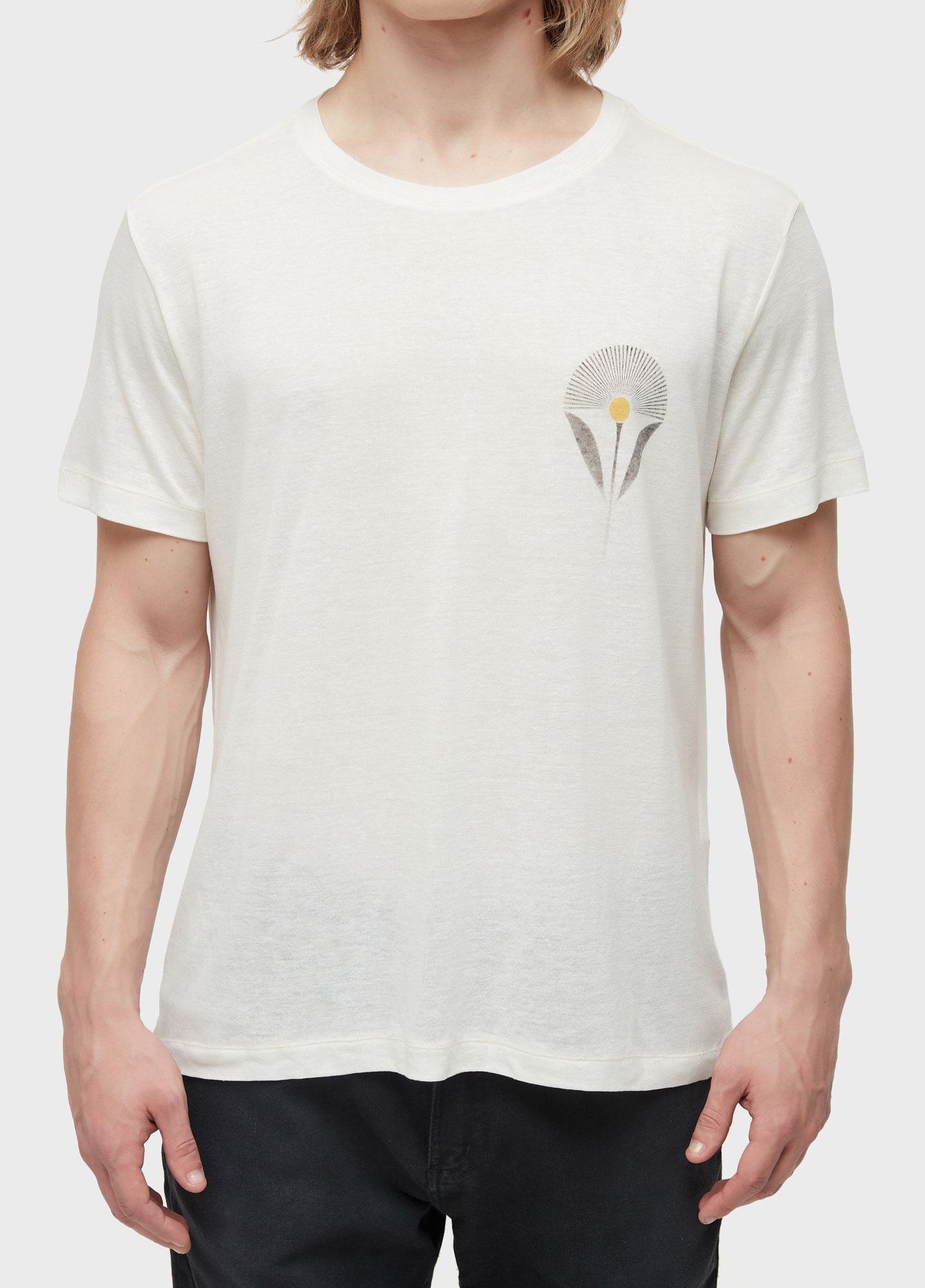 T-shirt light linen flower sun