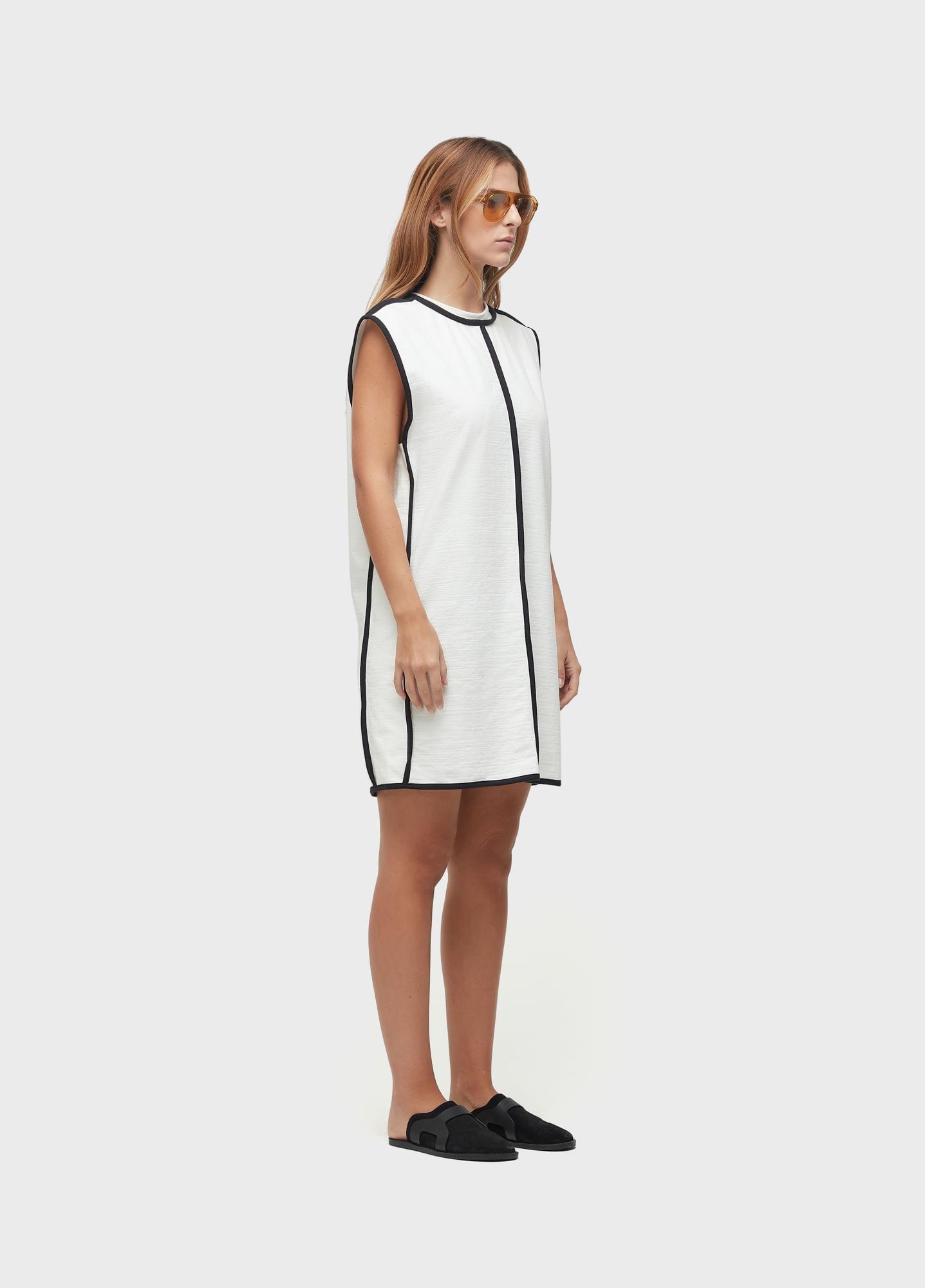 Vestido curto moletom outline double