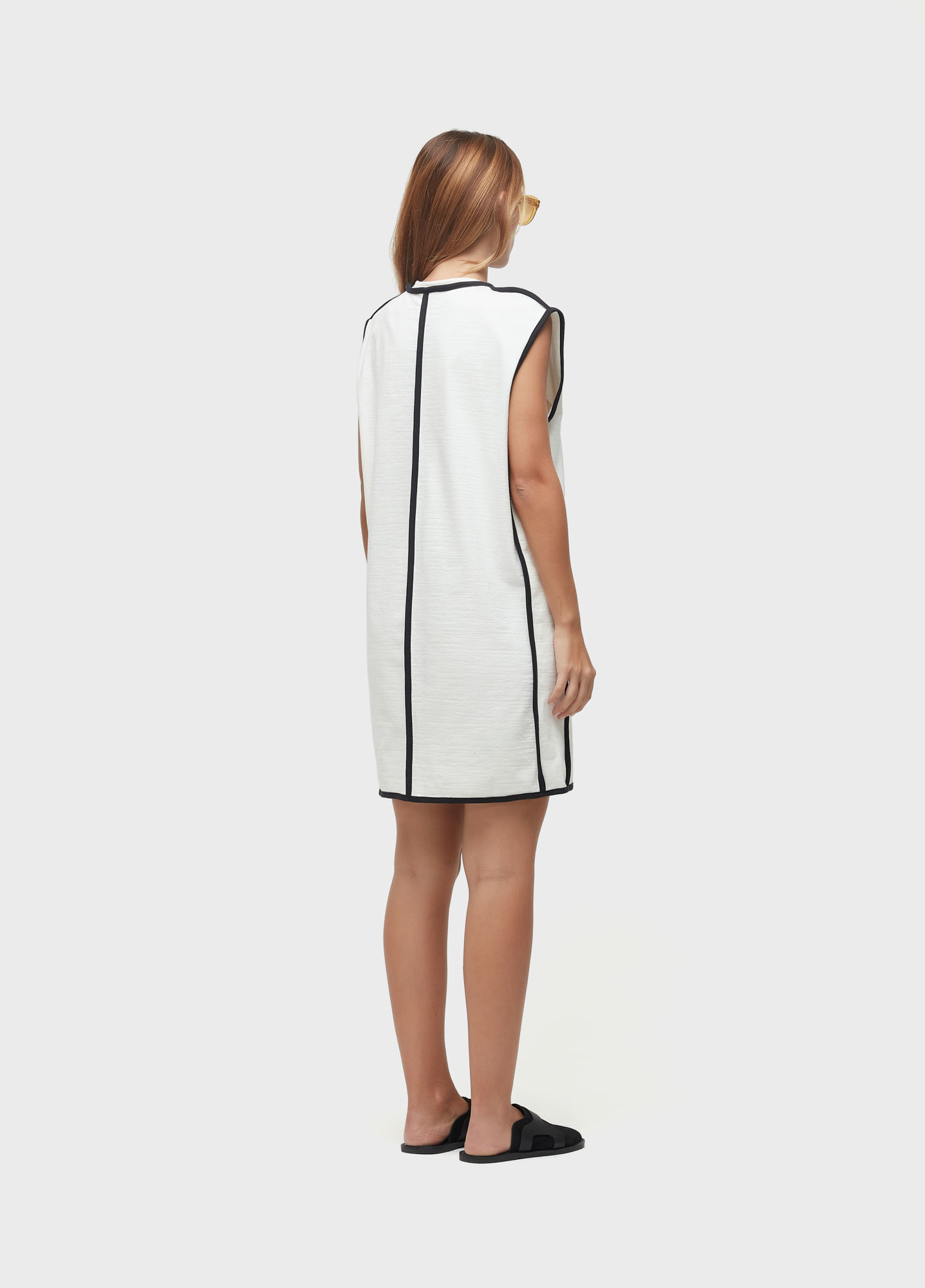 Vestido curto moletom outline double