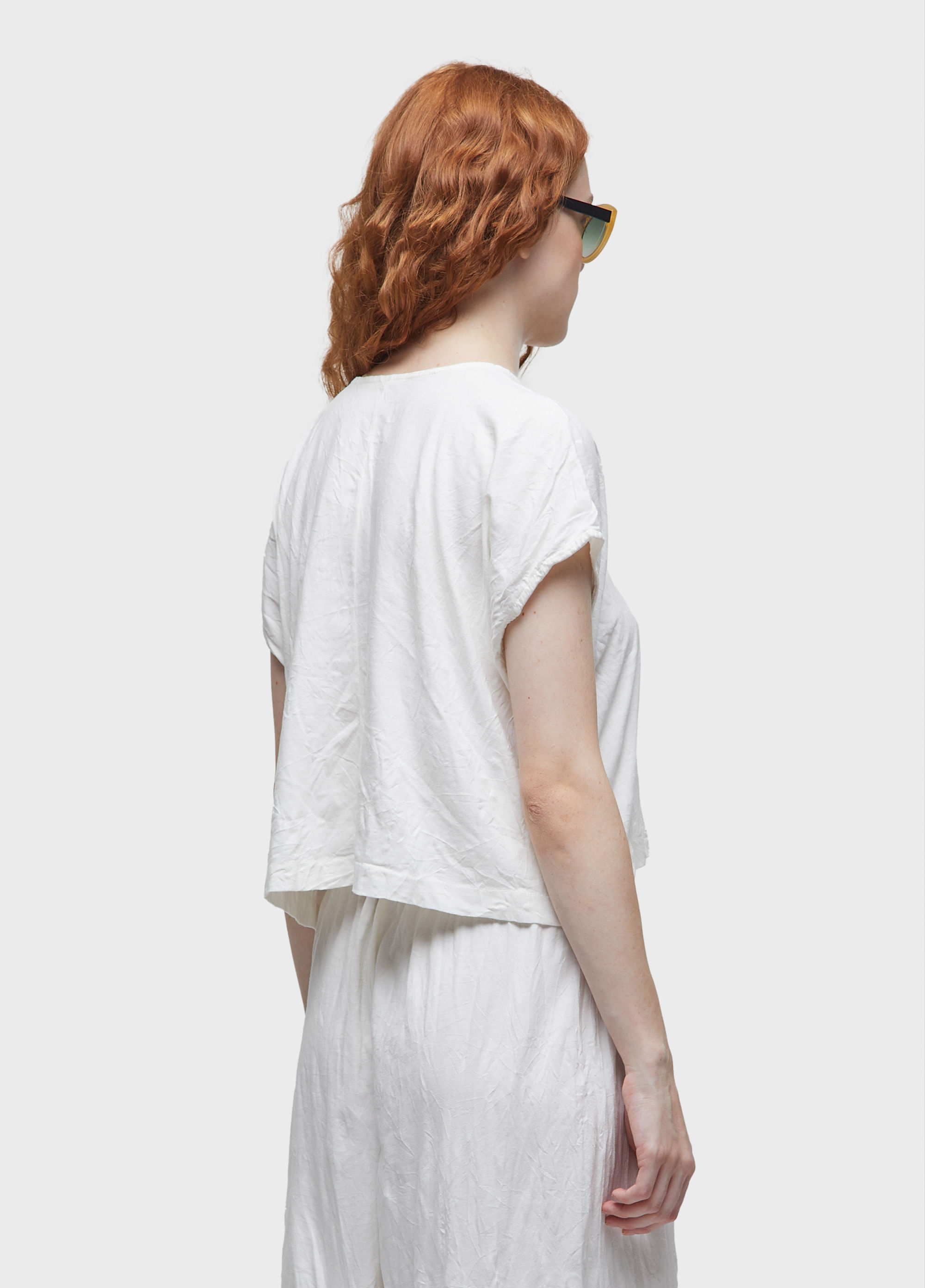 Blusa cropped wrinkled