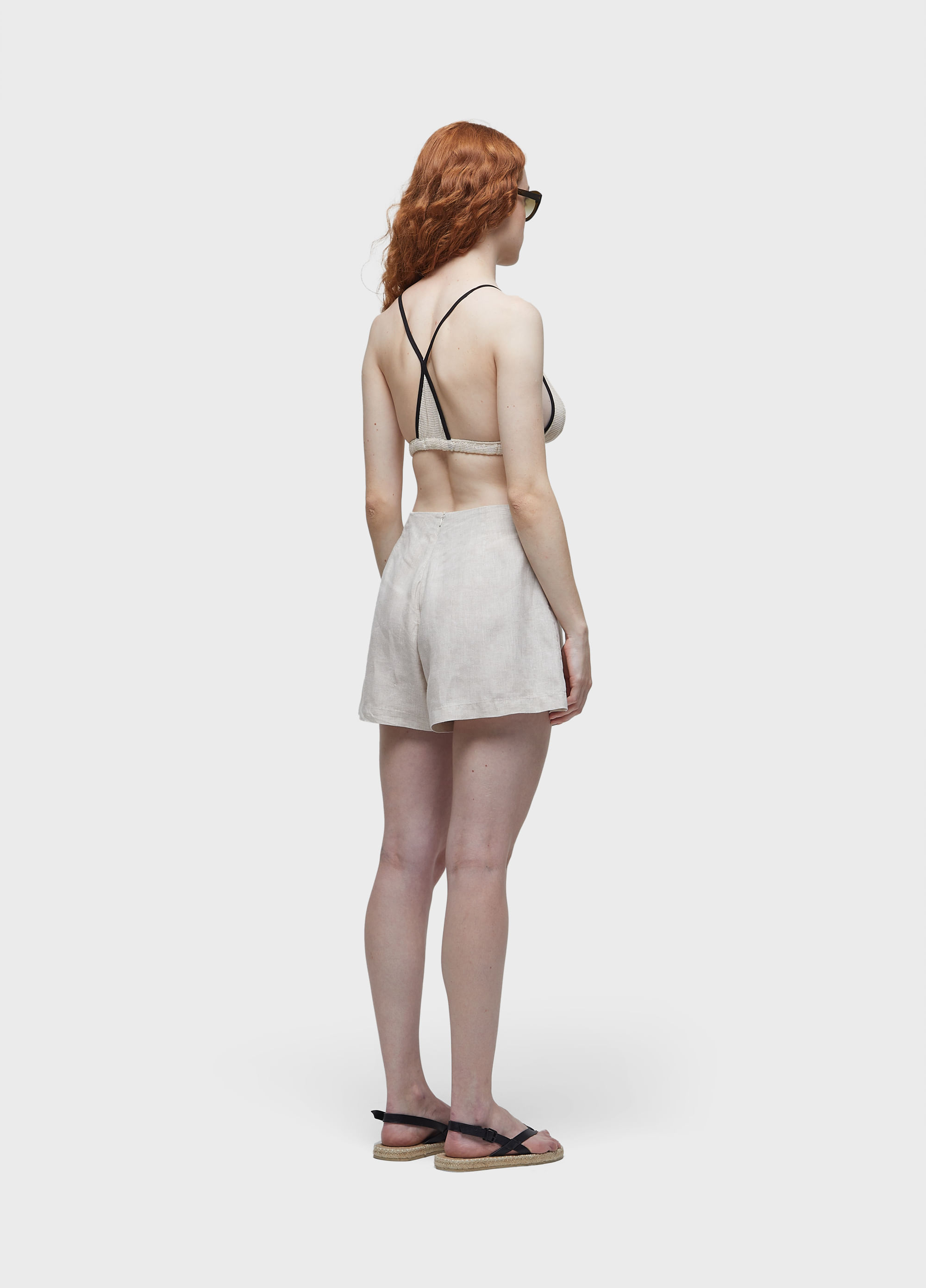Short bordado sunflower