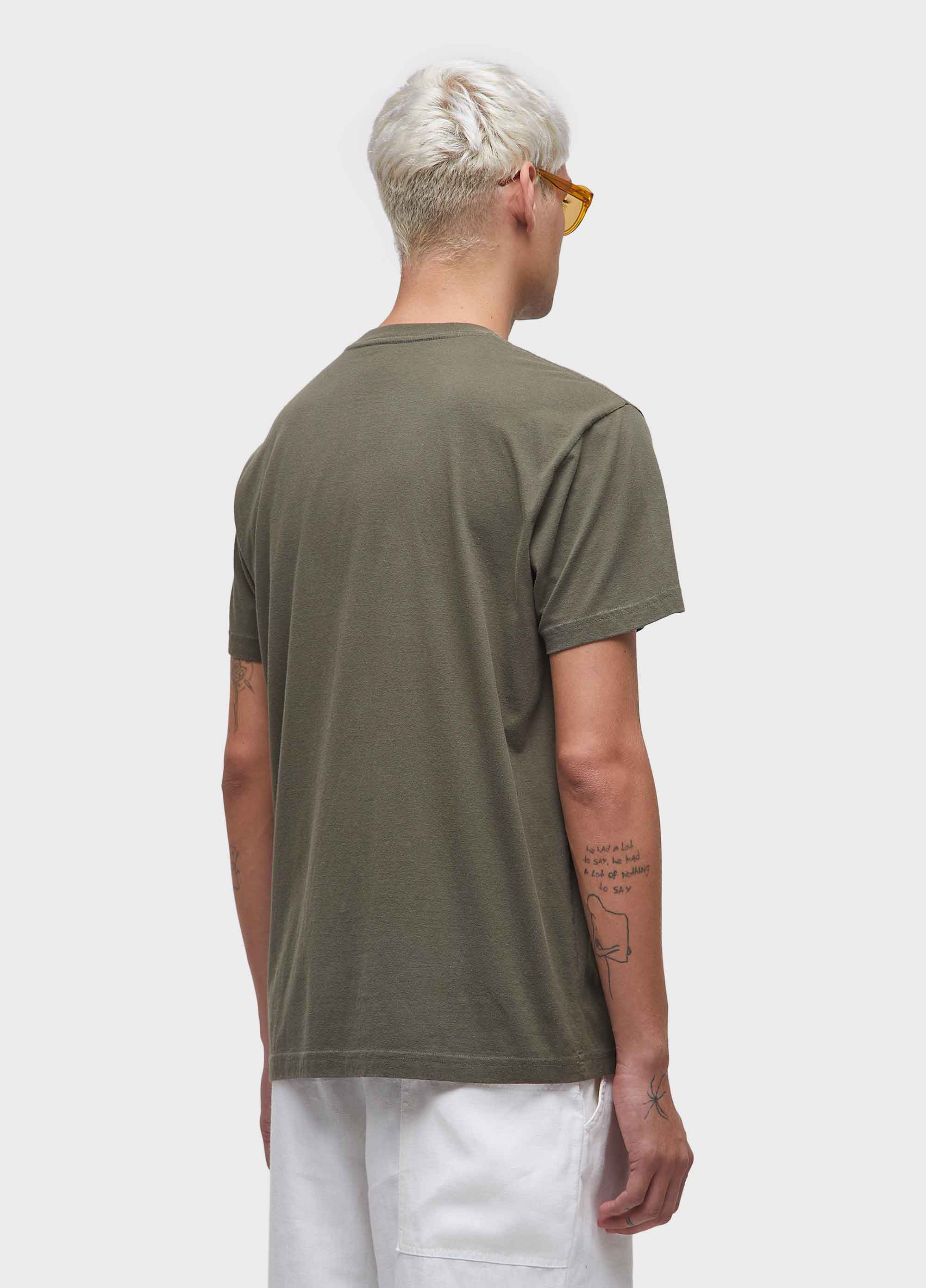 T-shirt vintage act now forest