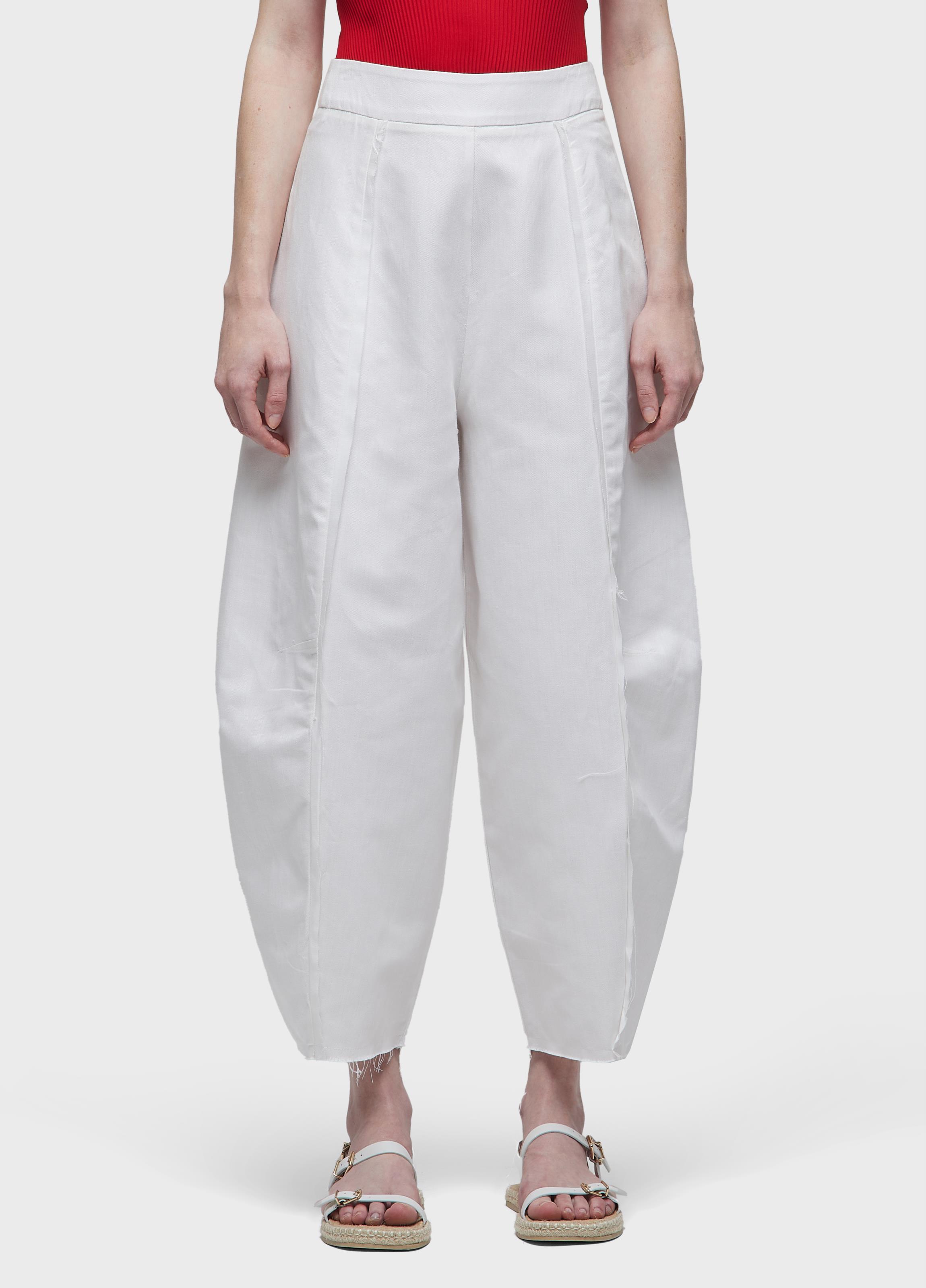 Calça baloon desfiada
