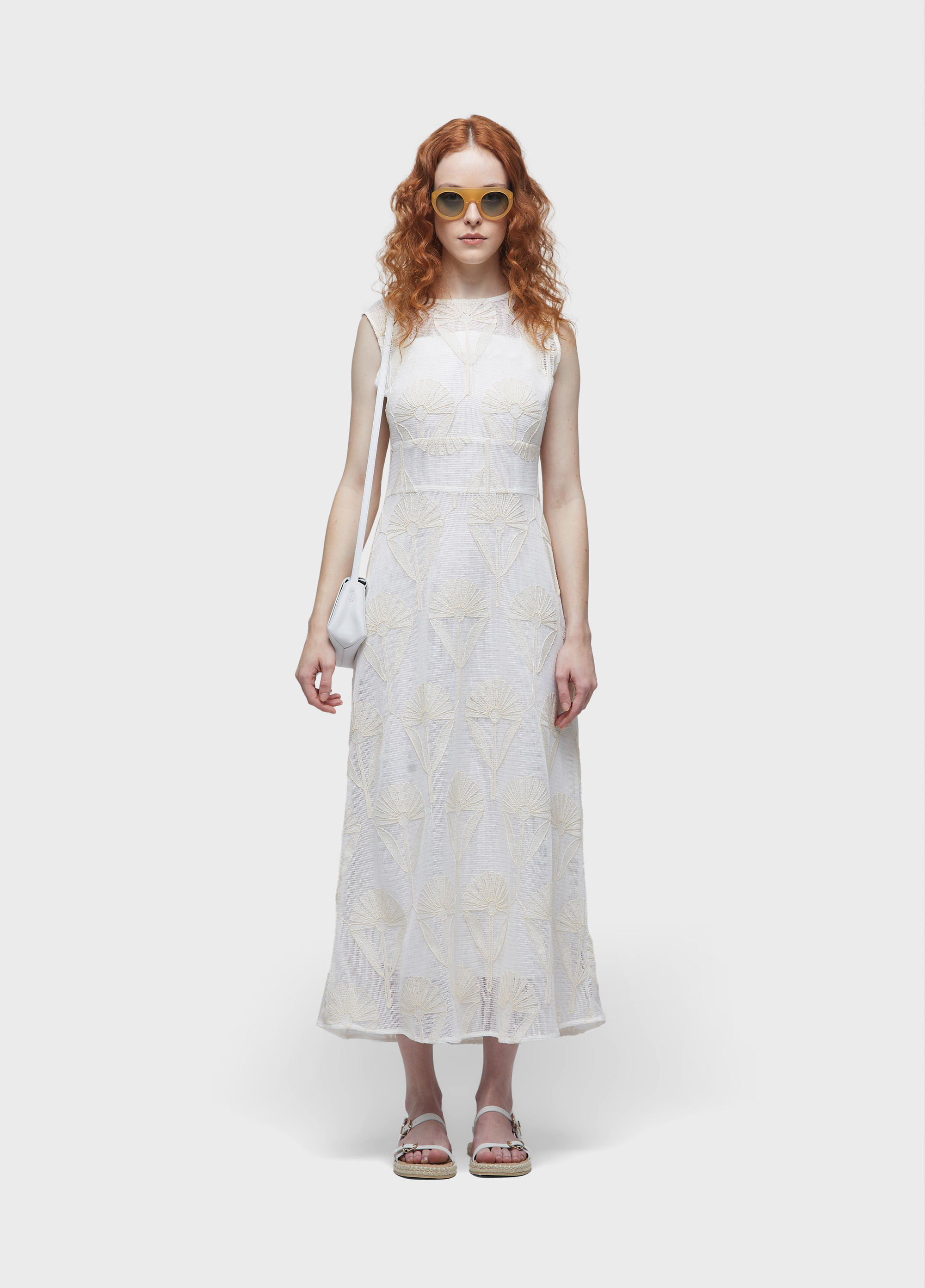 Vestido tela bordada sun flower