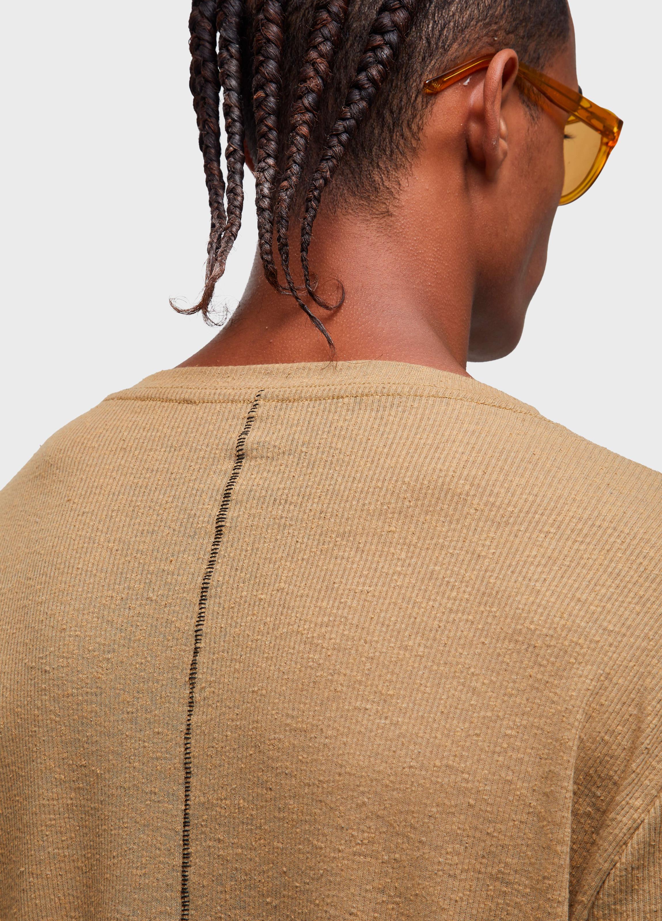 T-shirt cutback