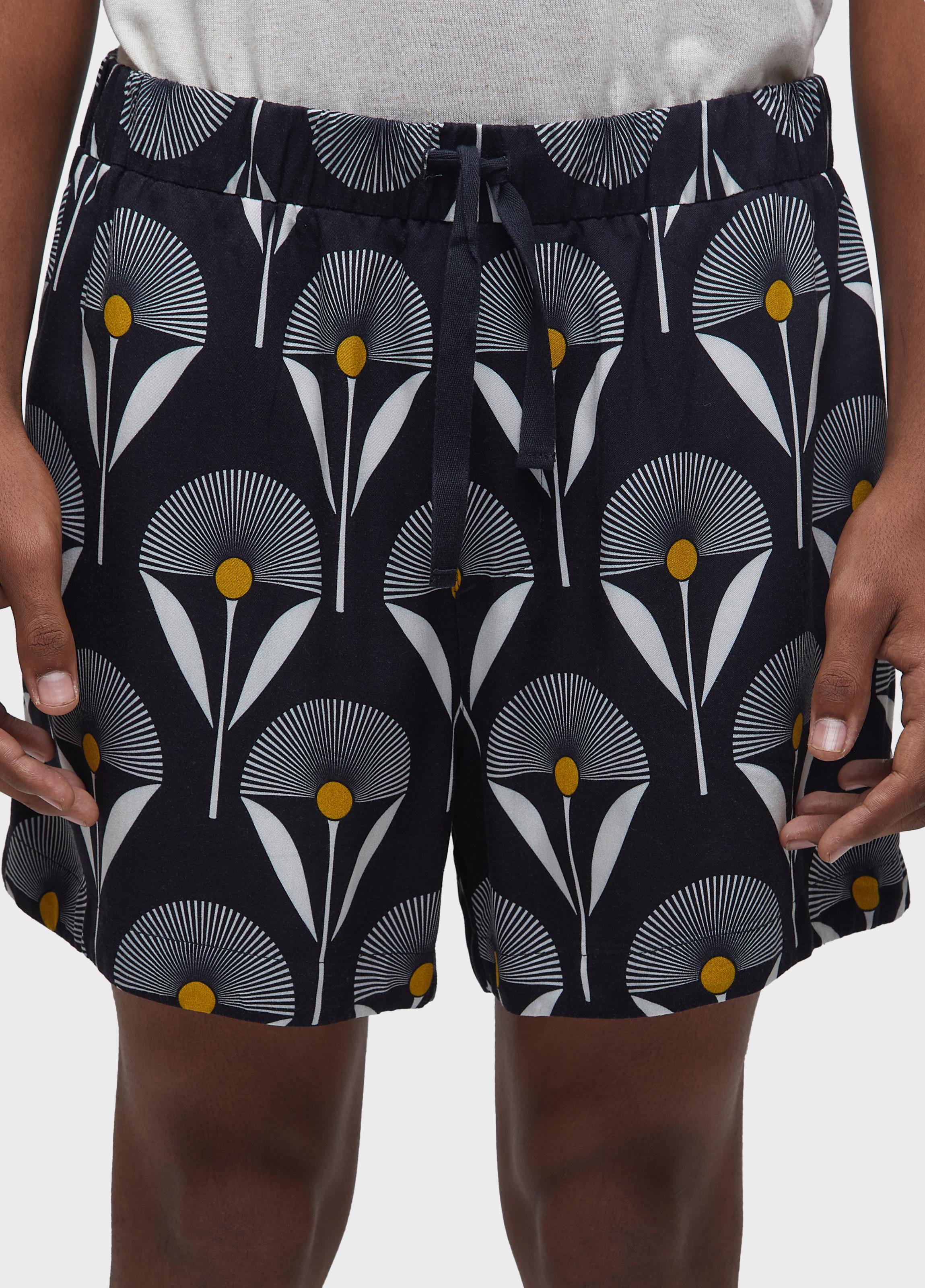 Short sunflower dots