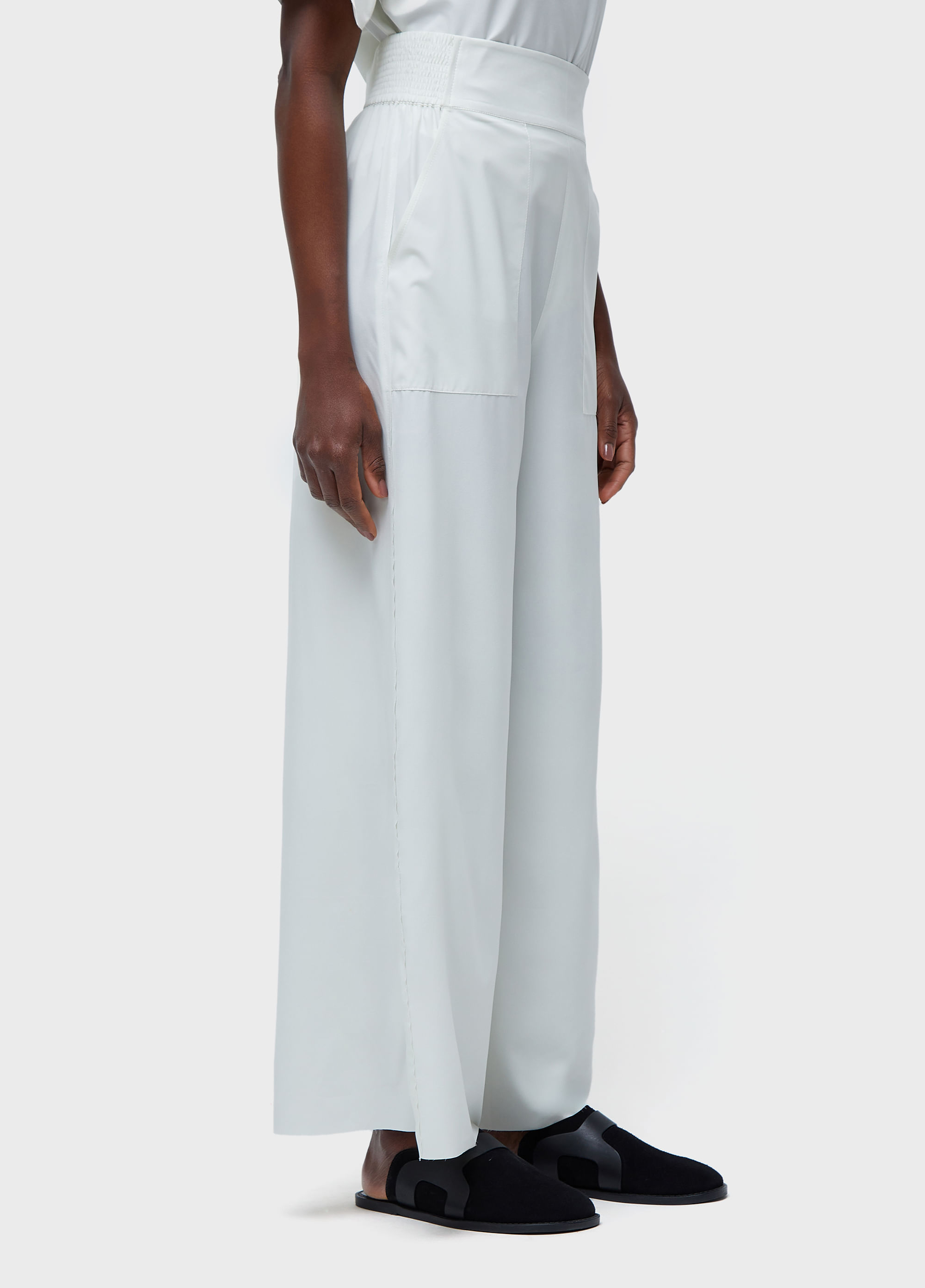 Calça superlight bolsos