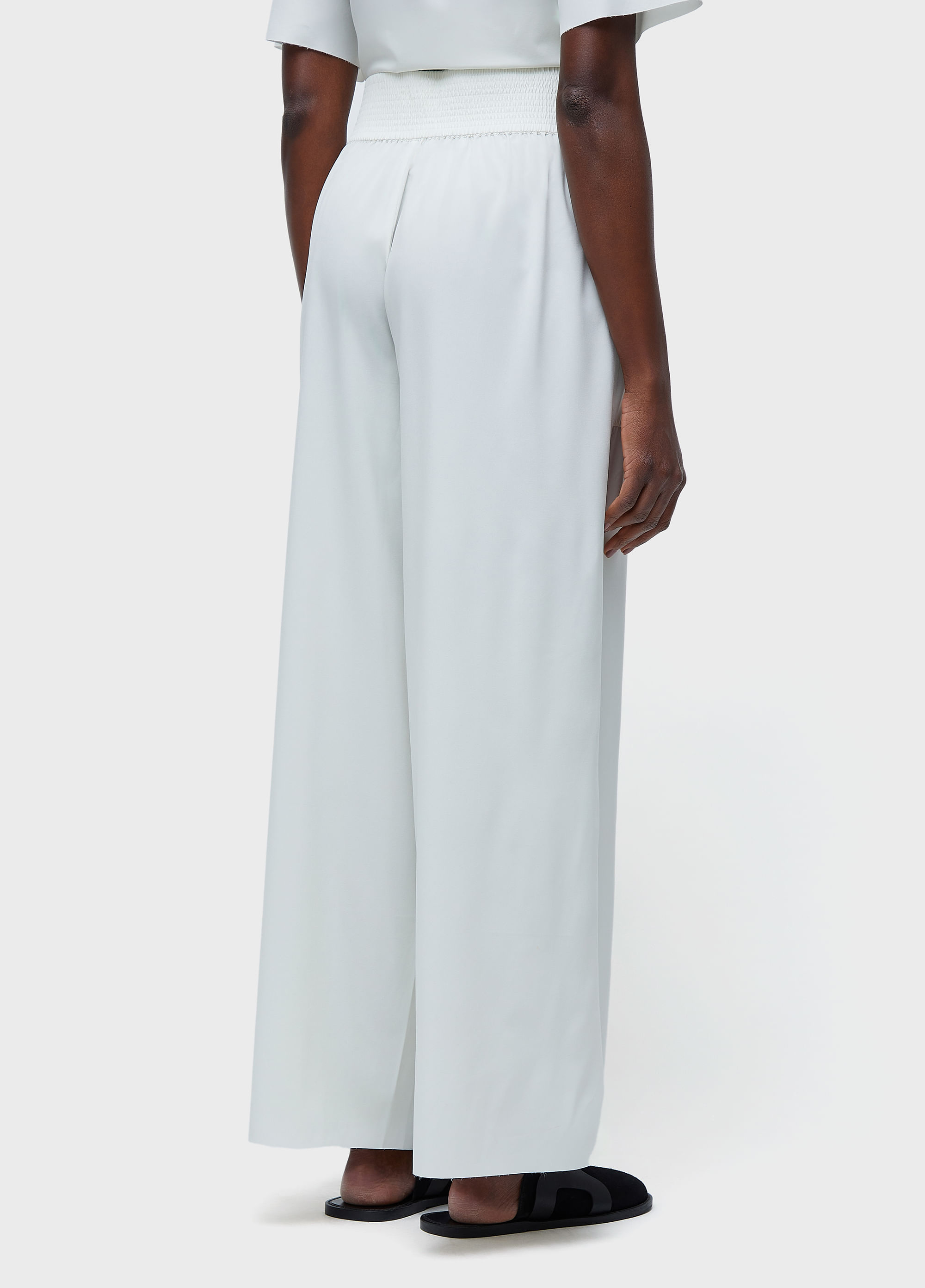 Calça superlight bolsos