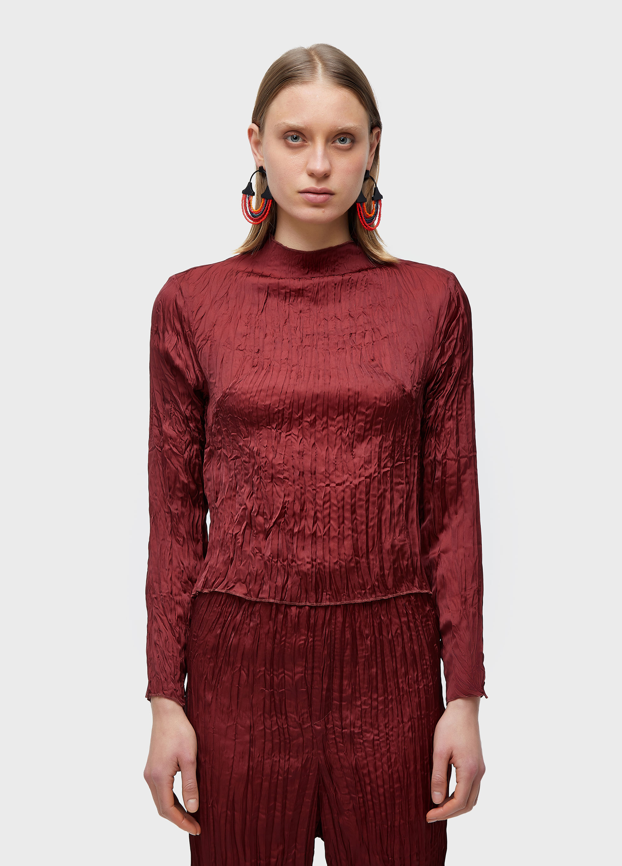 Blusa gola  wrinkled satin double