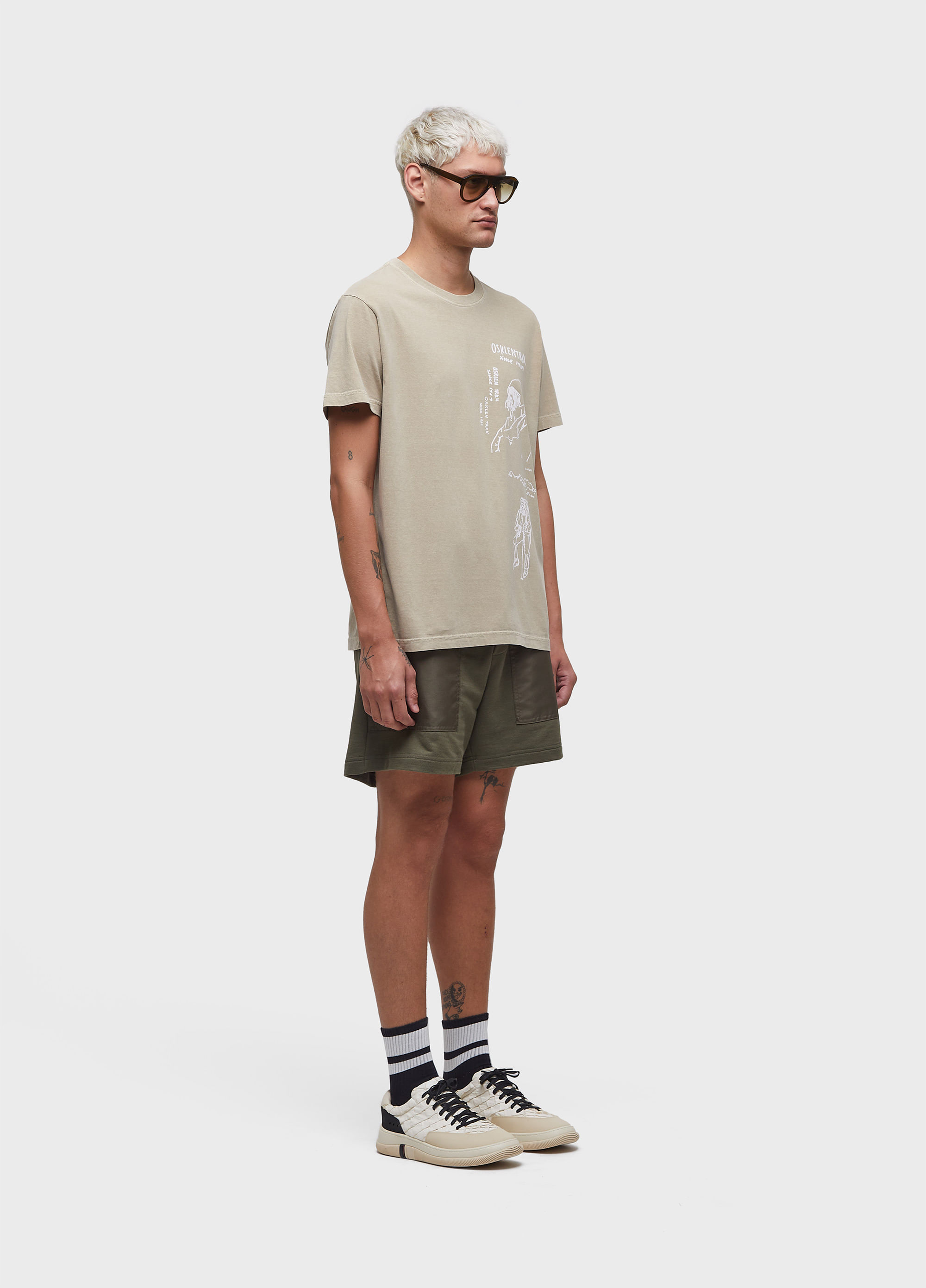 T-shirt stone trkk small drawings