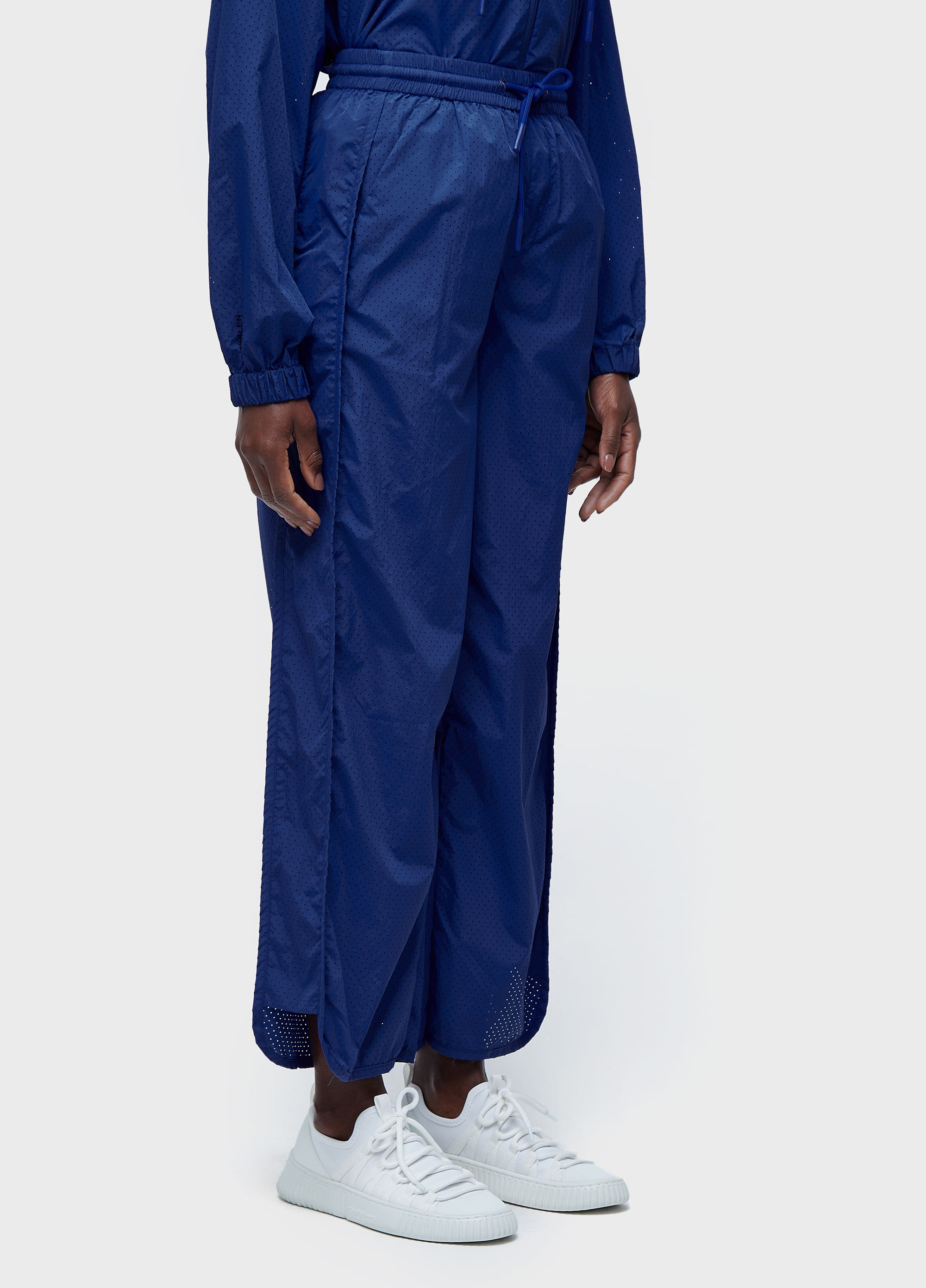 Calça superlight microfuros