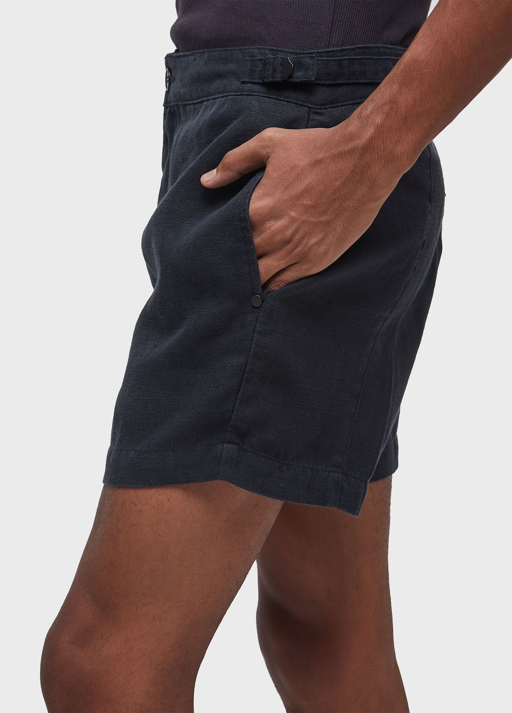 Short linen britt