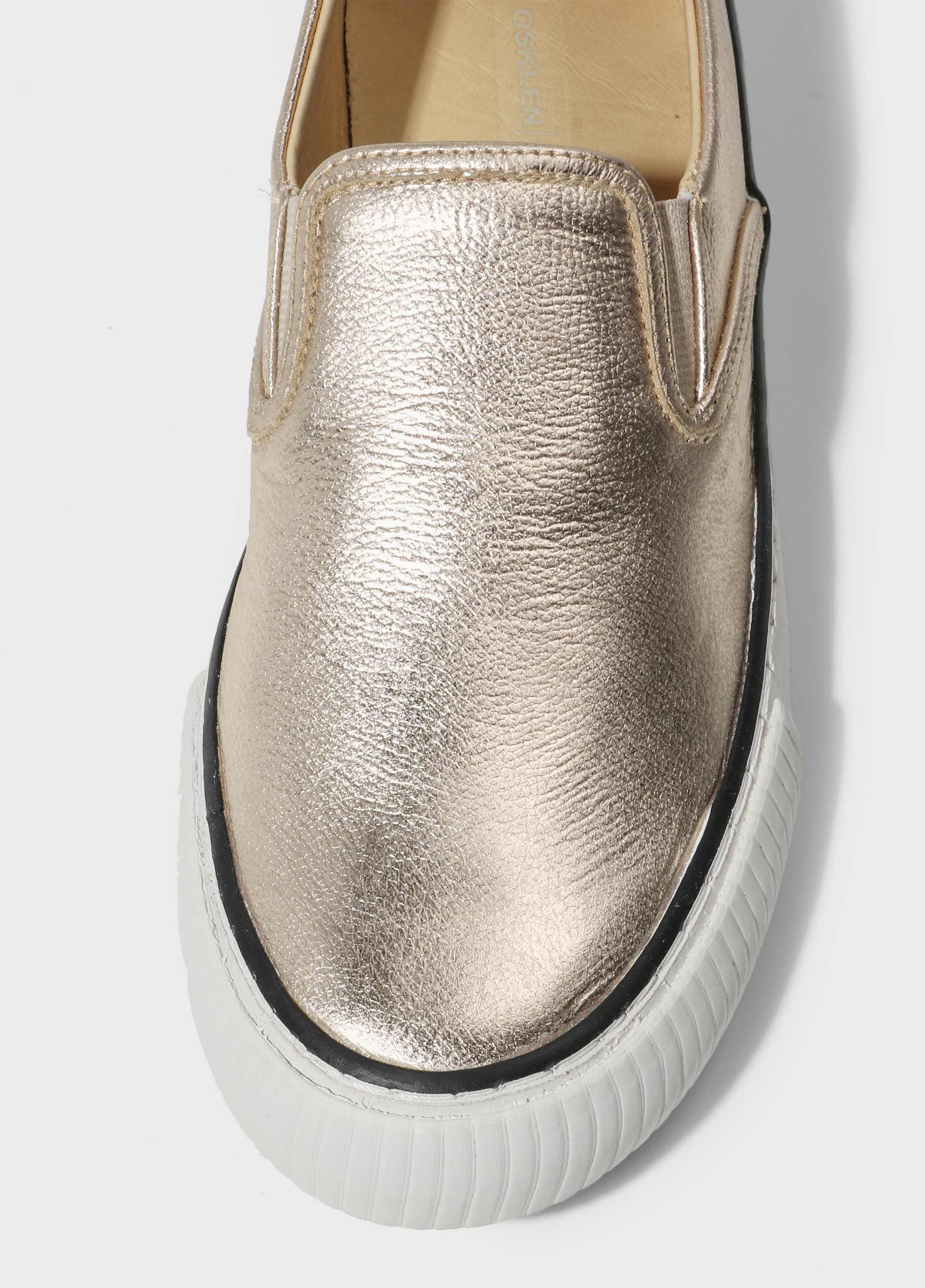 Tênis canvas slip on couro