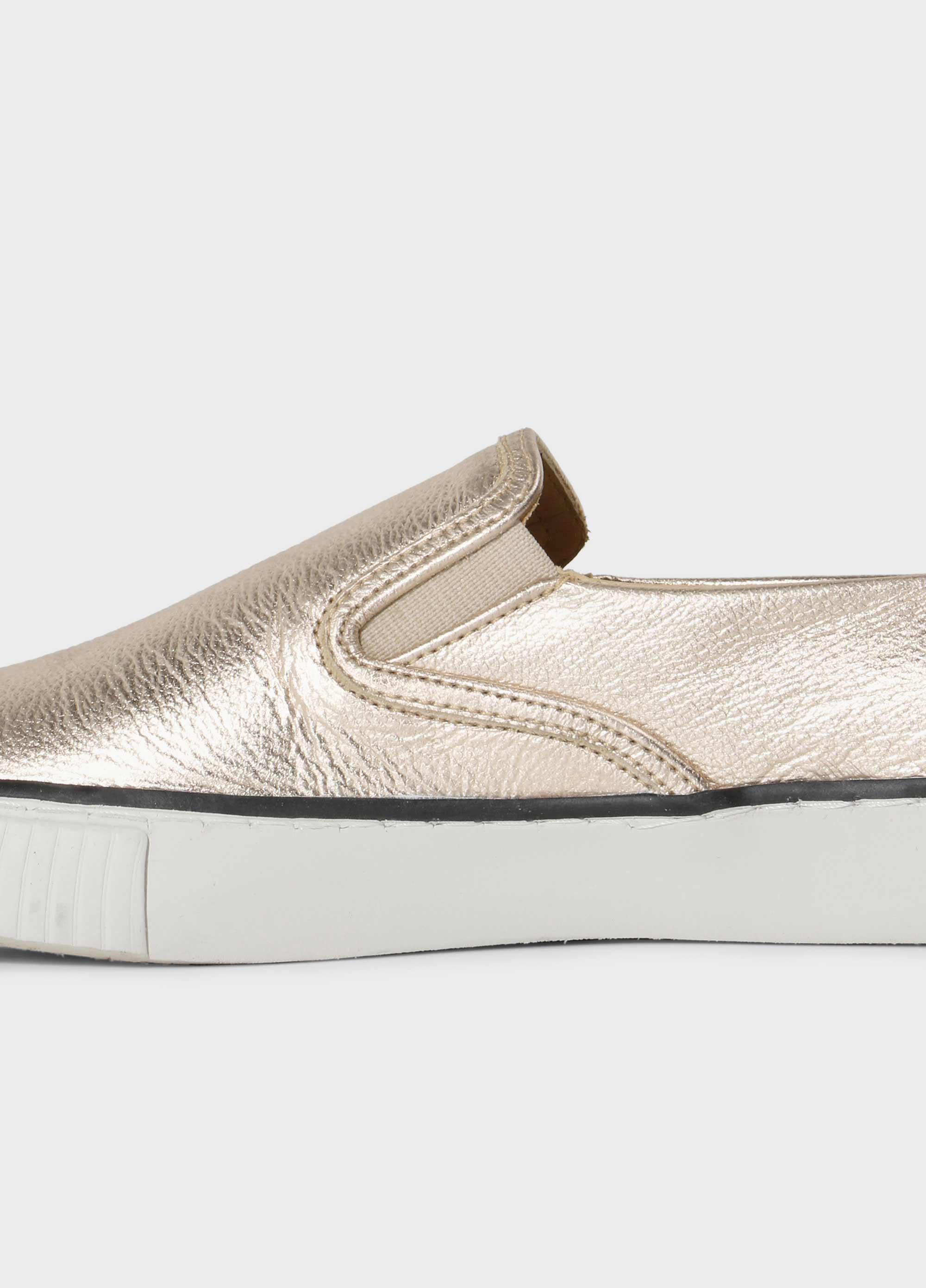 Tênis canvas slip on couro