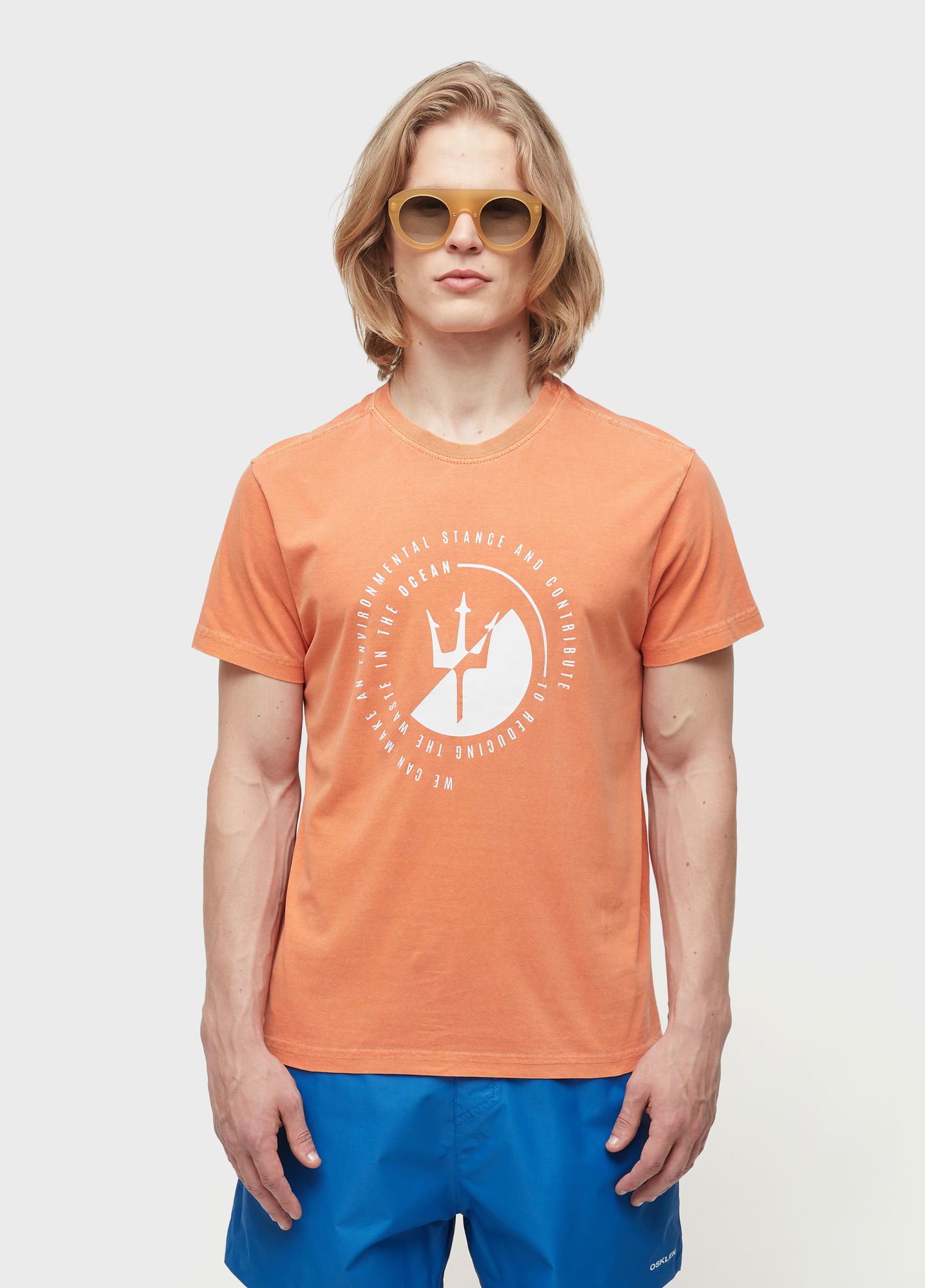 T-shirt stone environmental stance