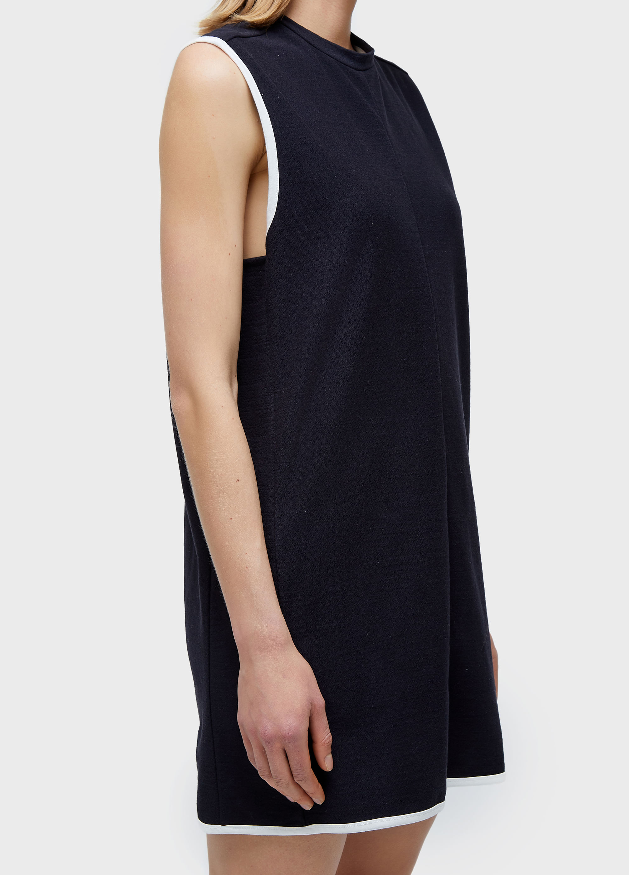 Vestido curto moletom outline double