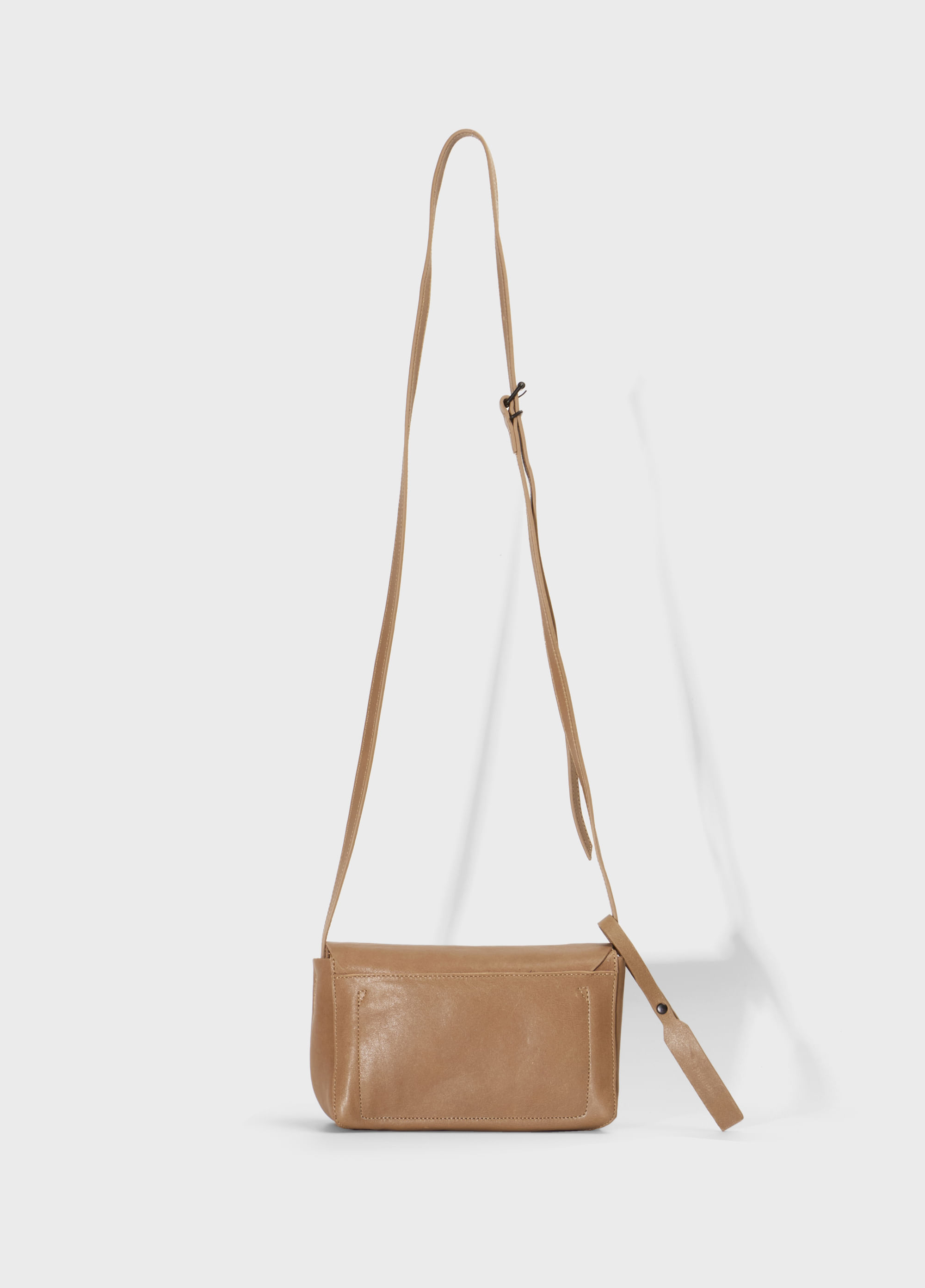 Mini leather crossbody e-basics