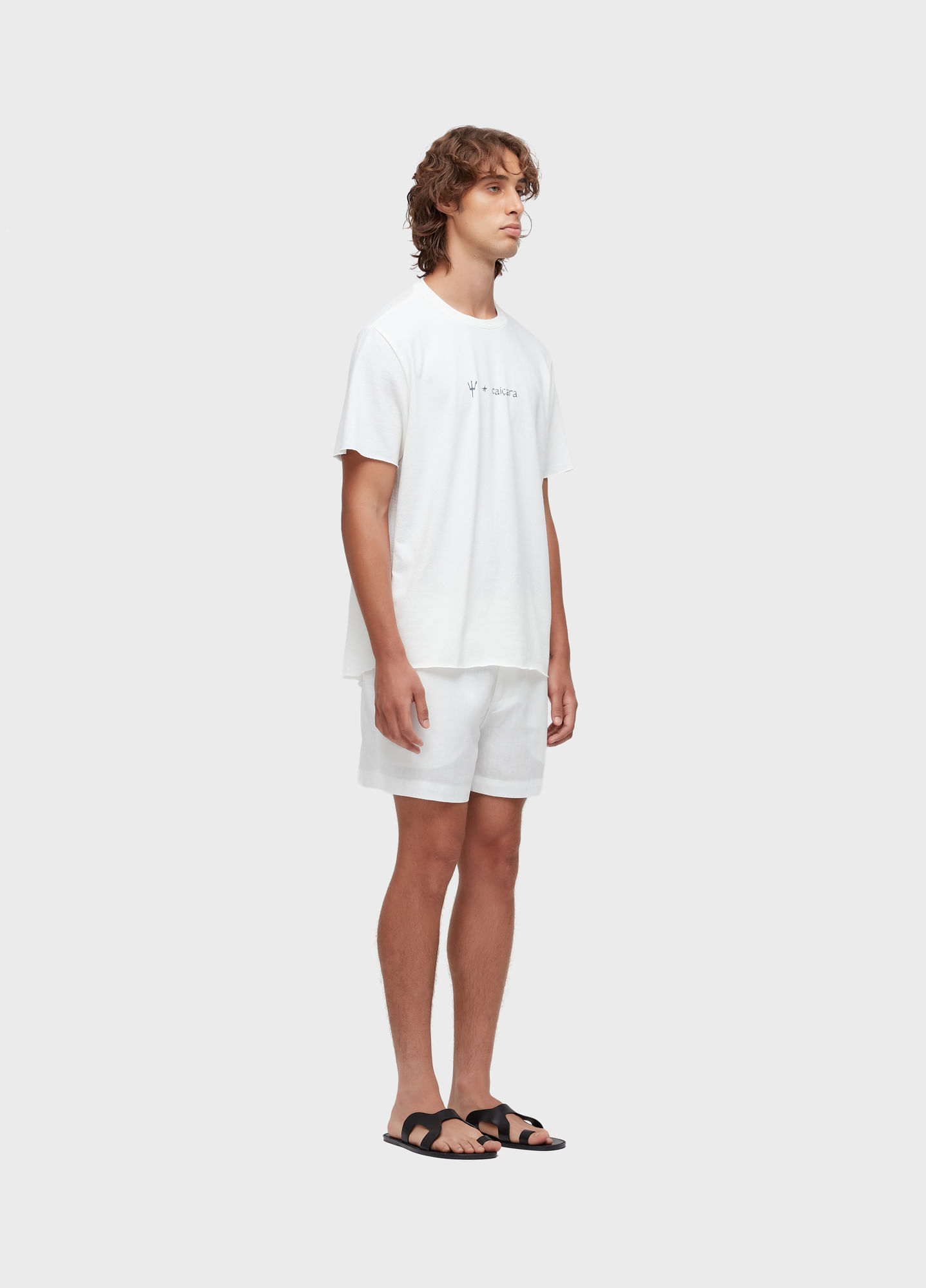 Short linen britt