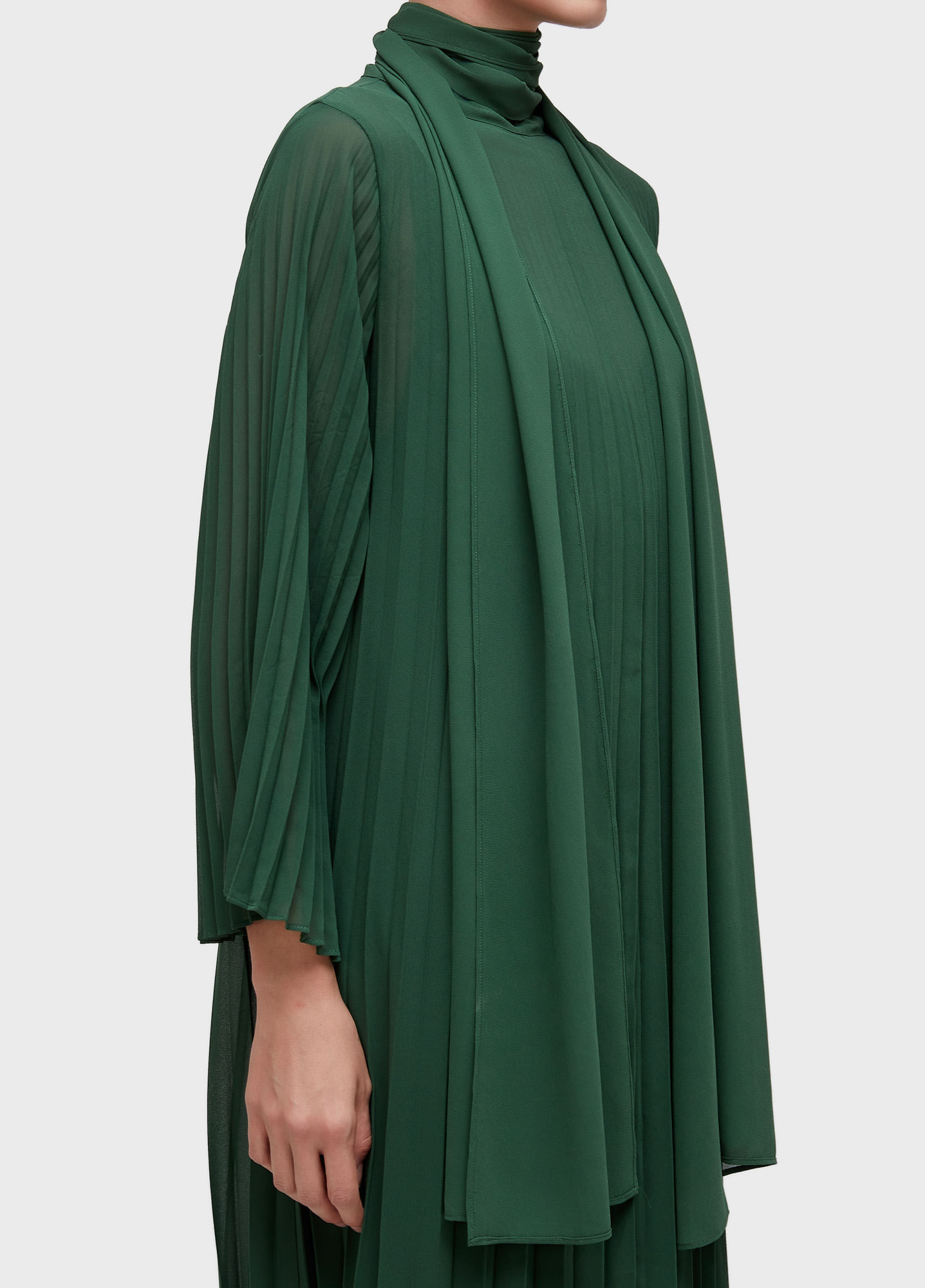 Vestido gola plissado