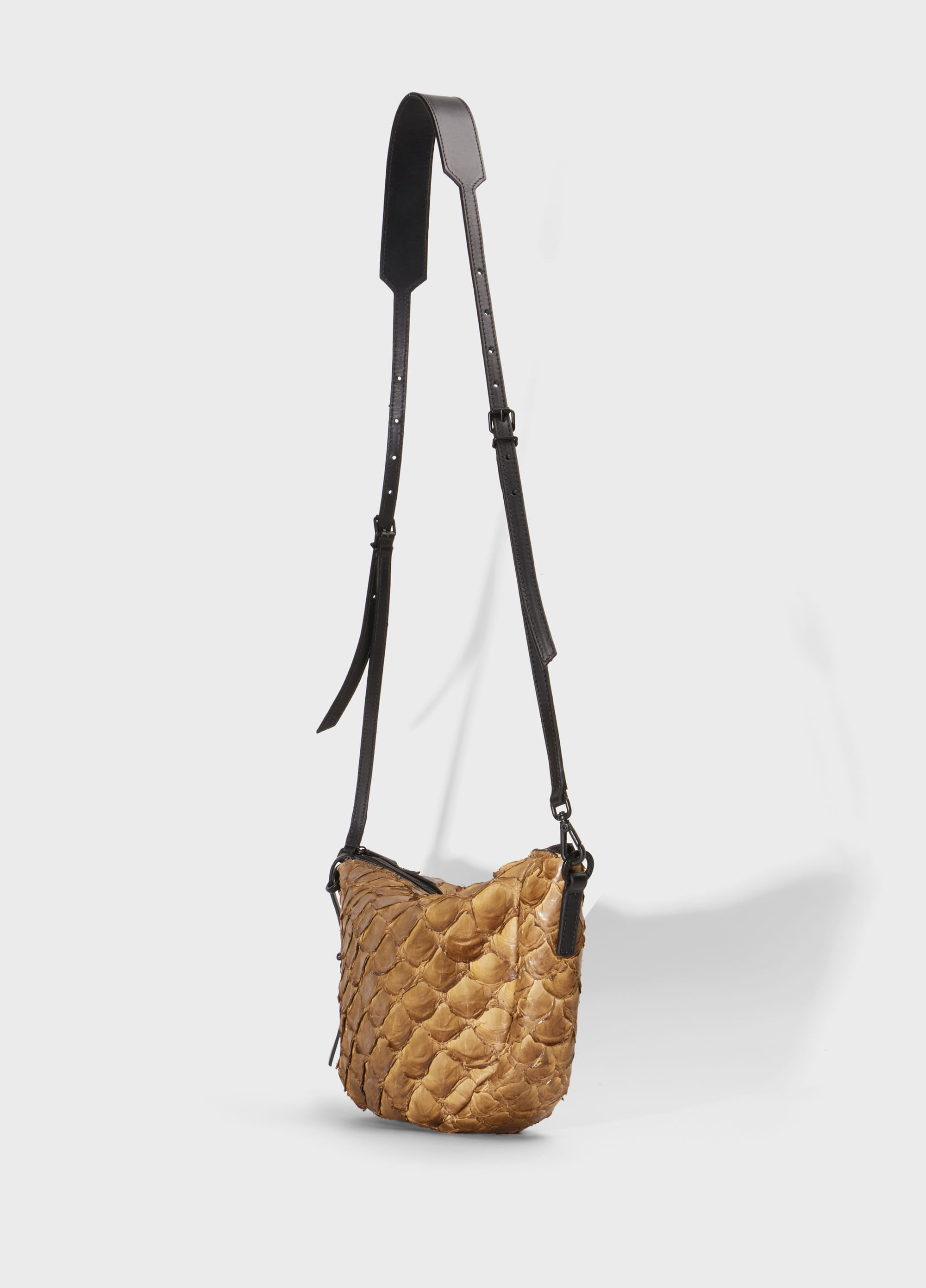 Andiroba mini bag