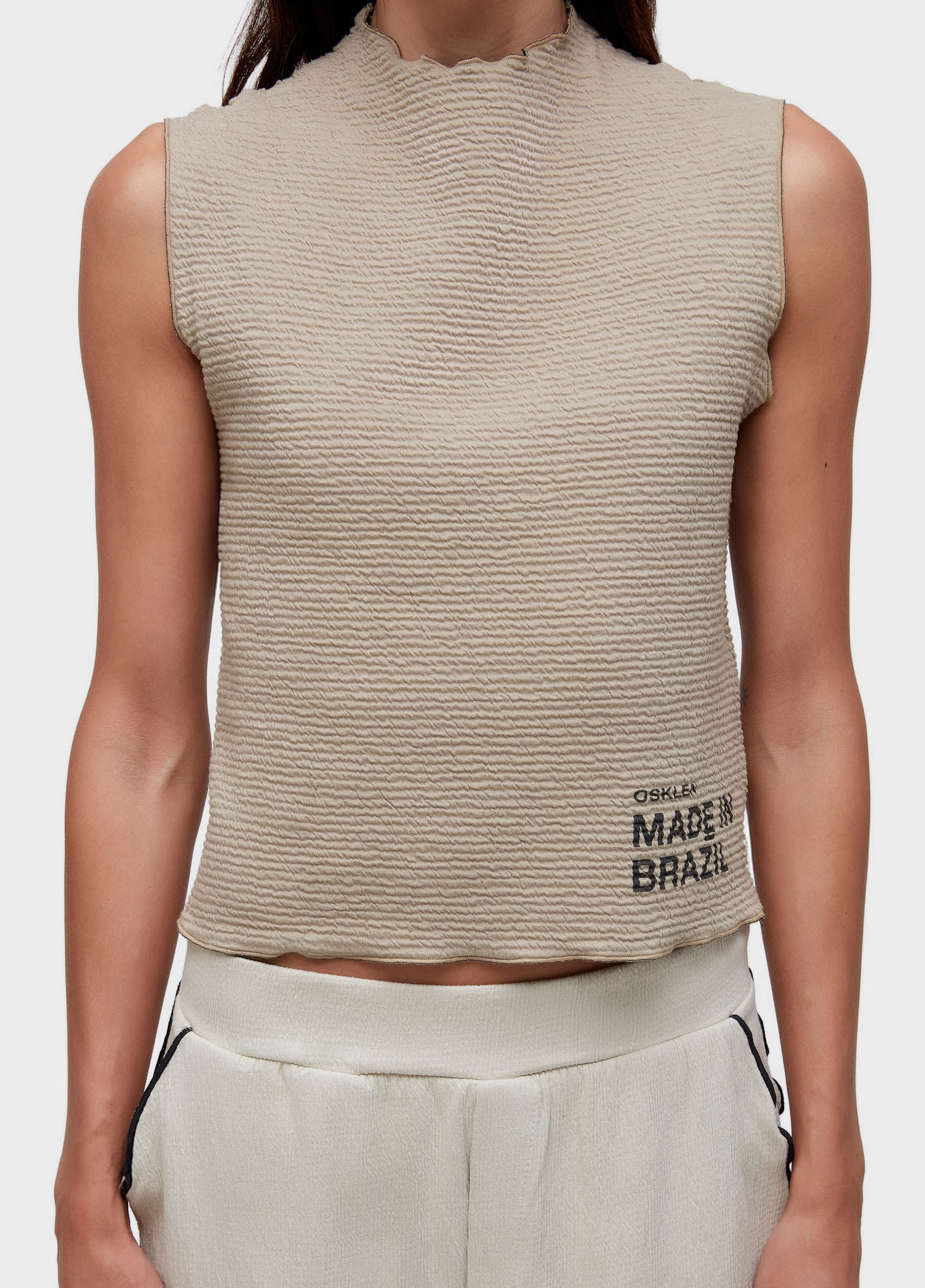 Sleeveless double face rug color