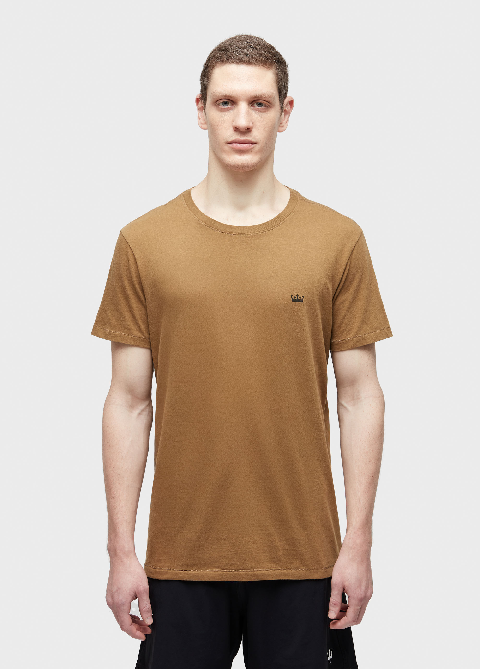 T-shirt soft used gold crown