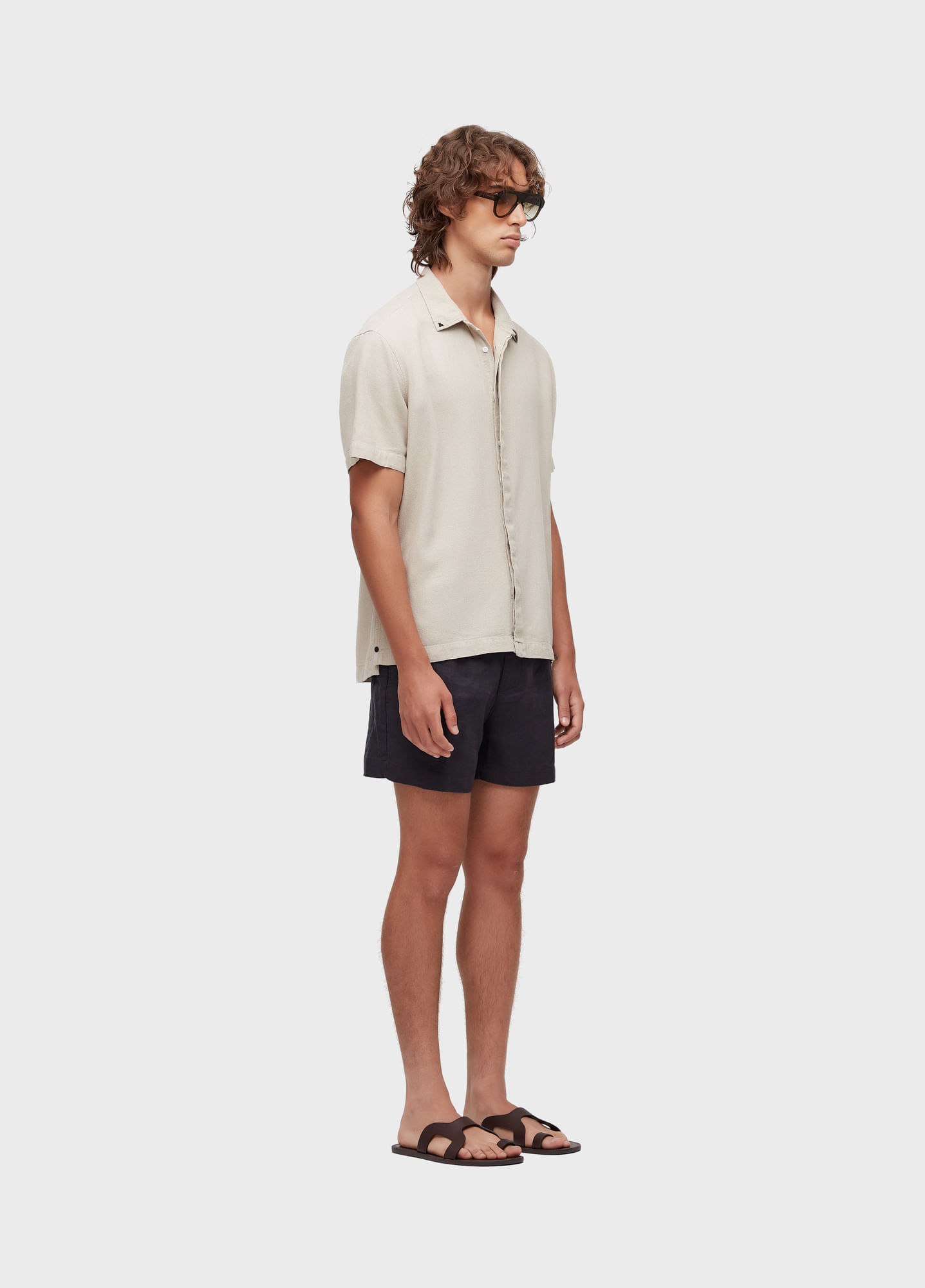 Short linen britt