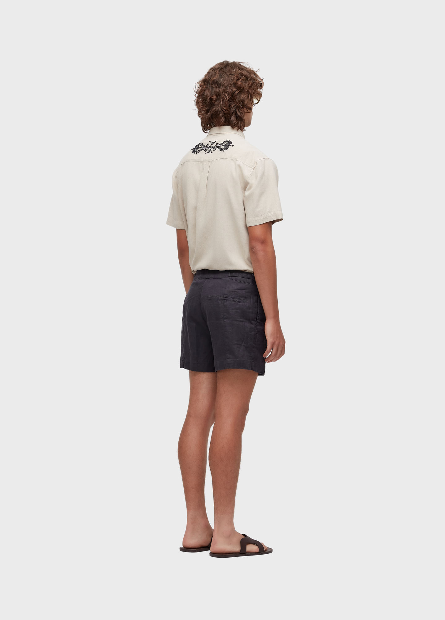 Short linen britt