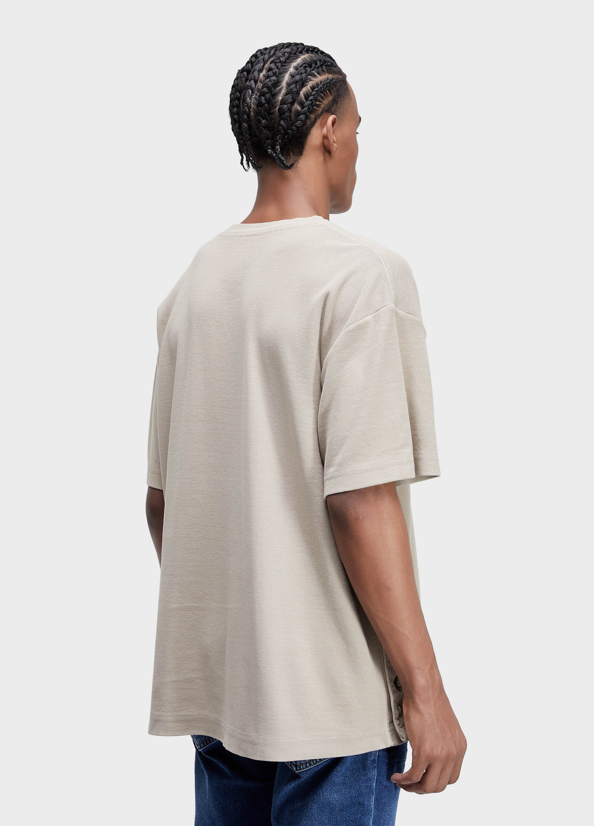 T-shirt over sideline