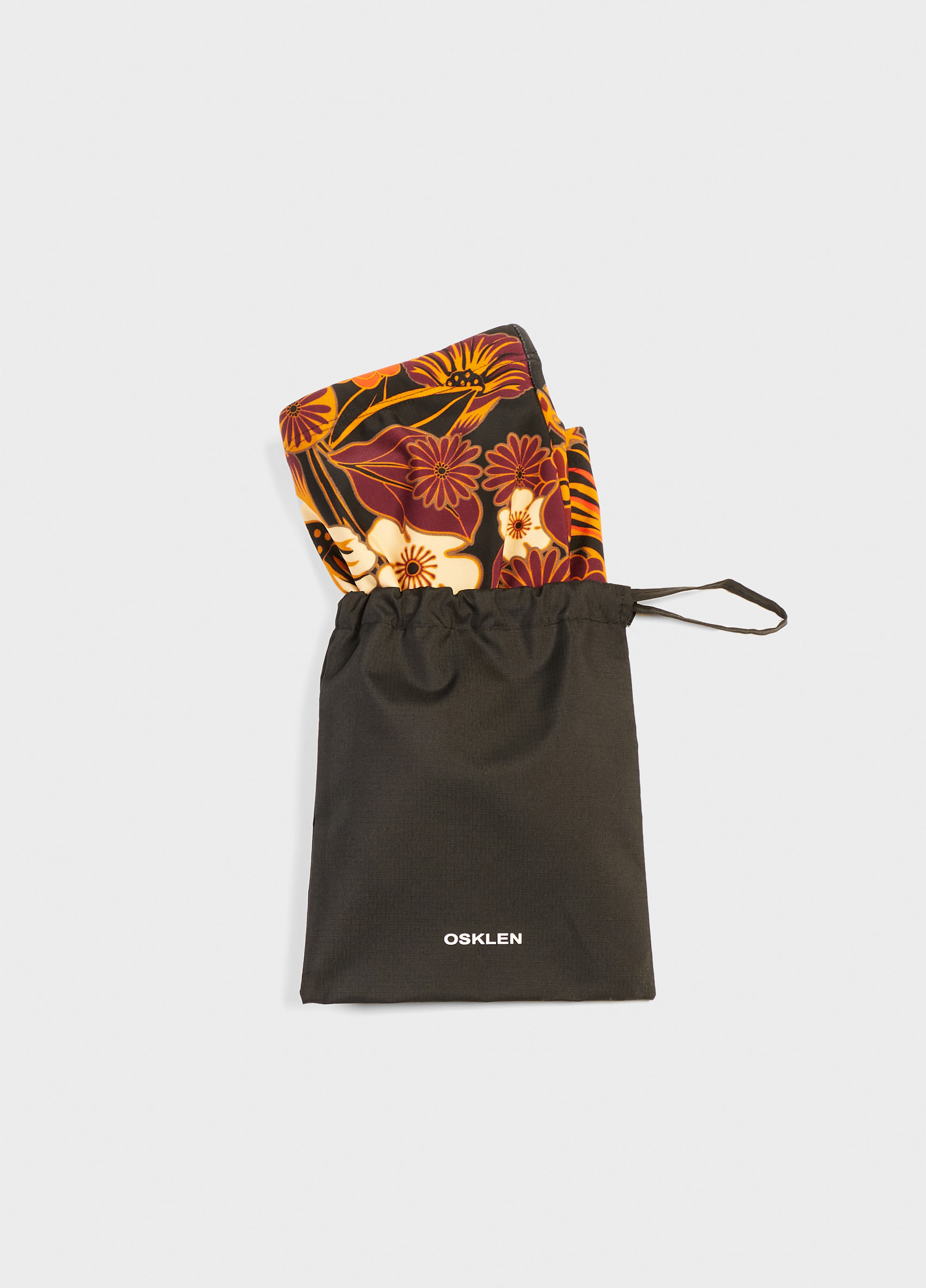 Sunga garden party night