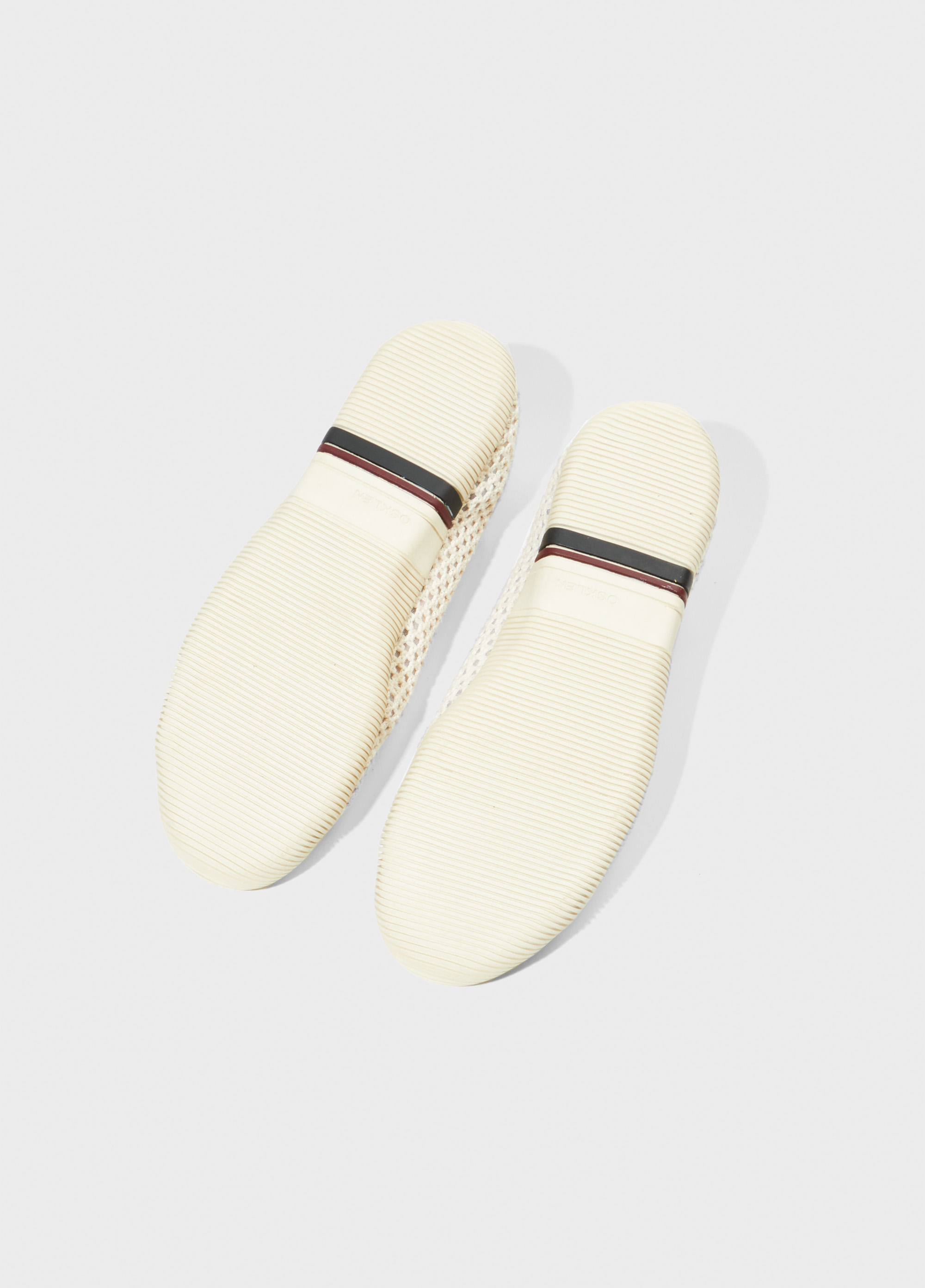 Tênis arpoador tela