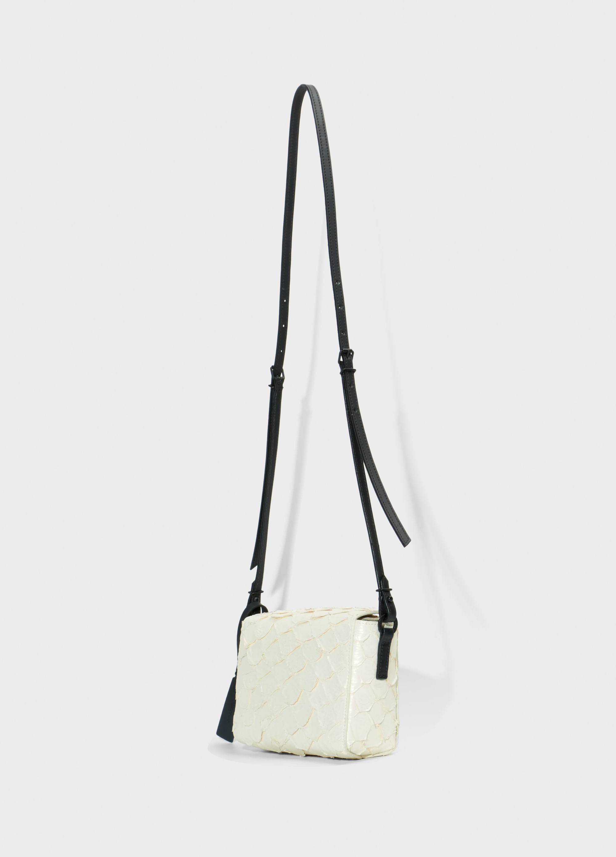 Pirarucu mini box bag