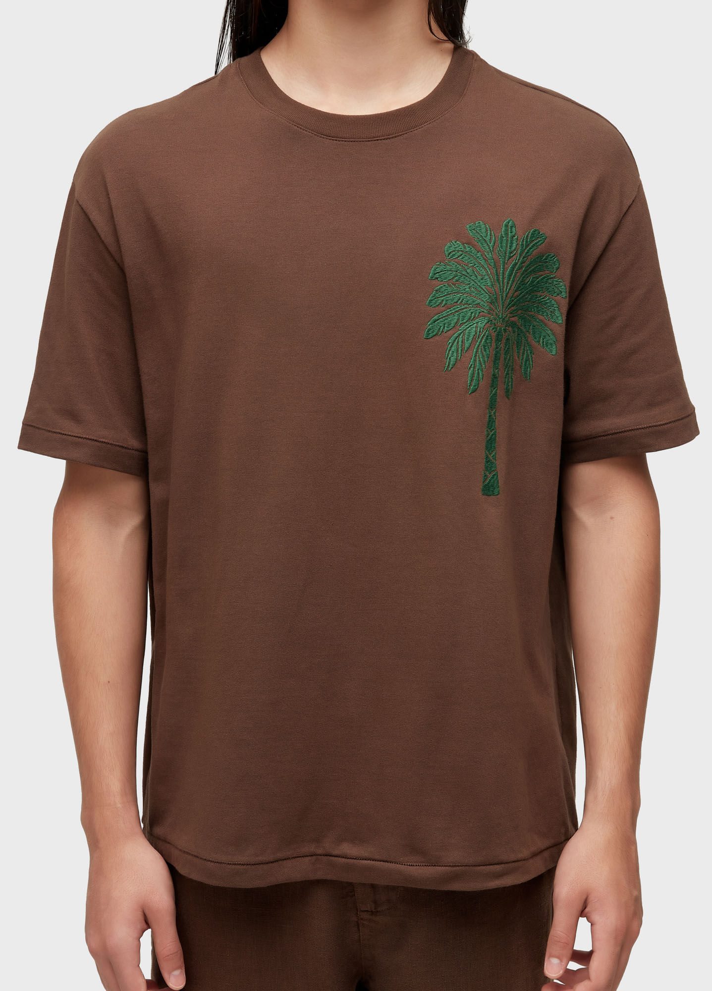 T-shirt over palm tree embroidered