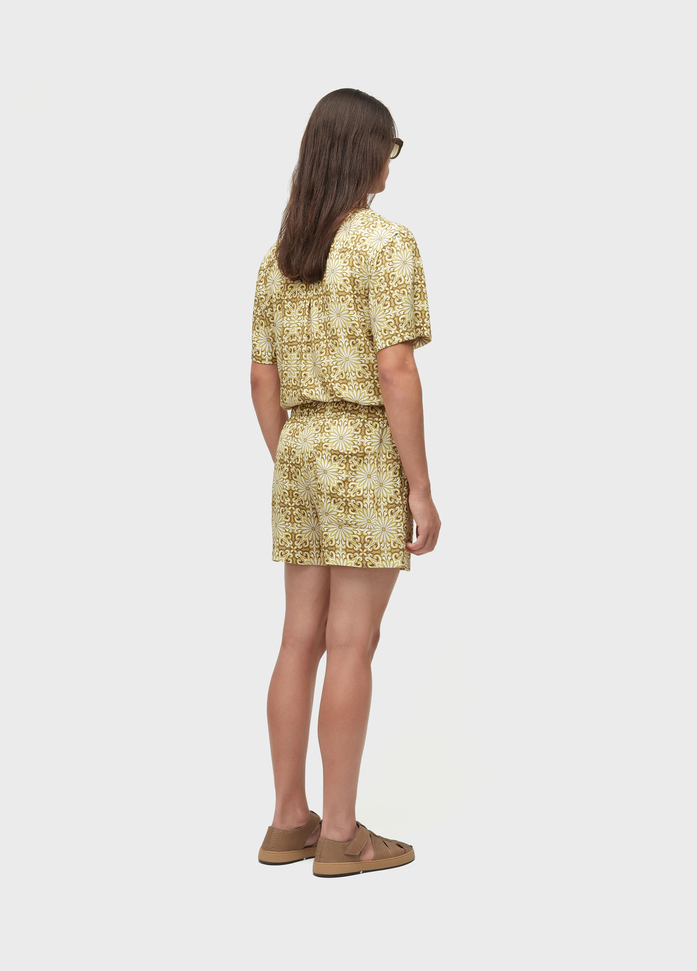 Short pj garden tile