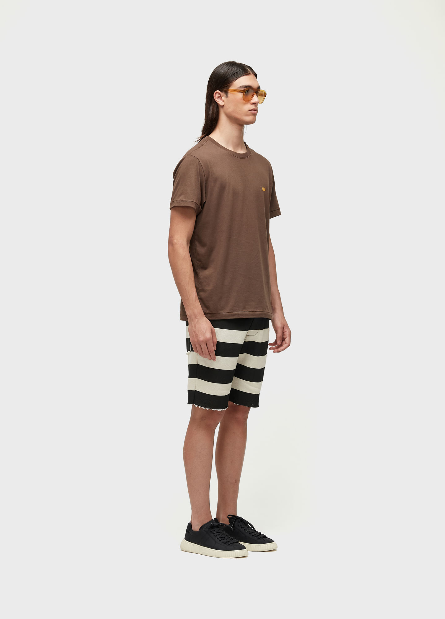T-shirt coroa osk