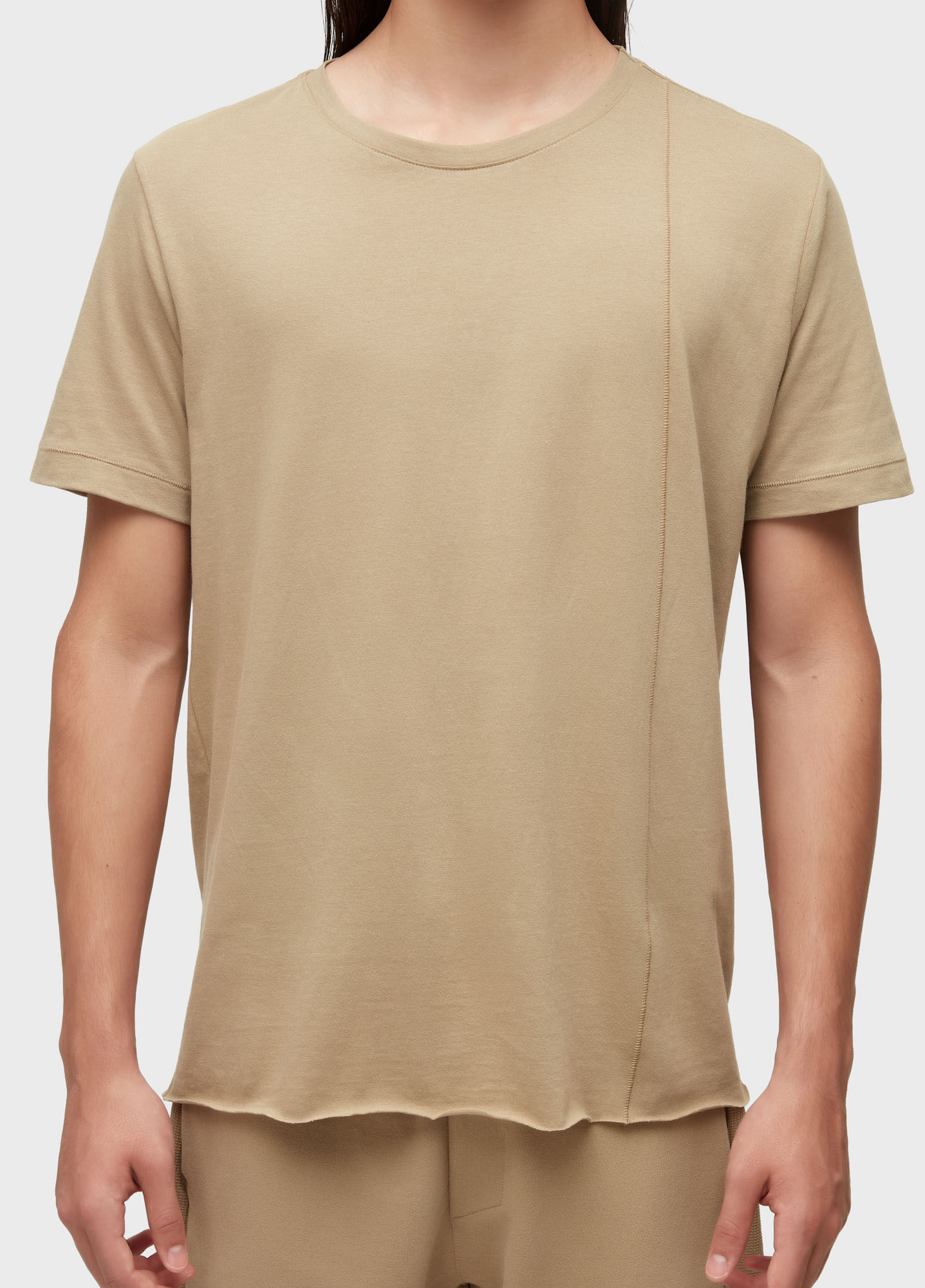 T-shirt back seam