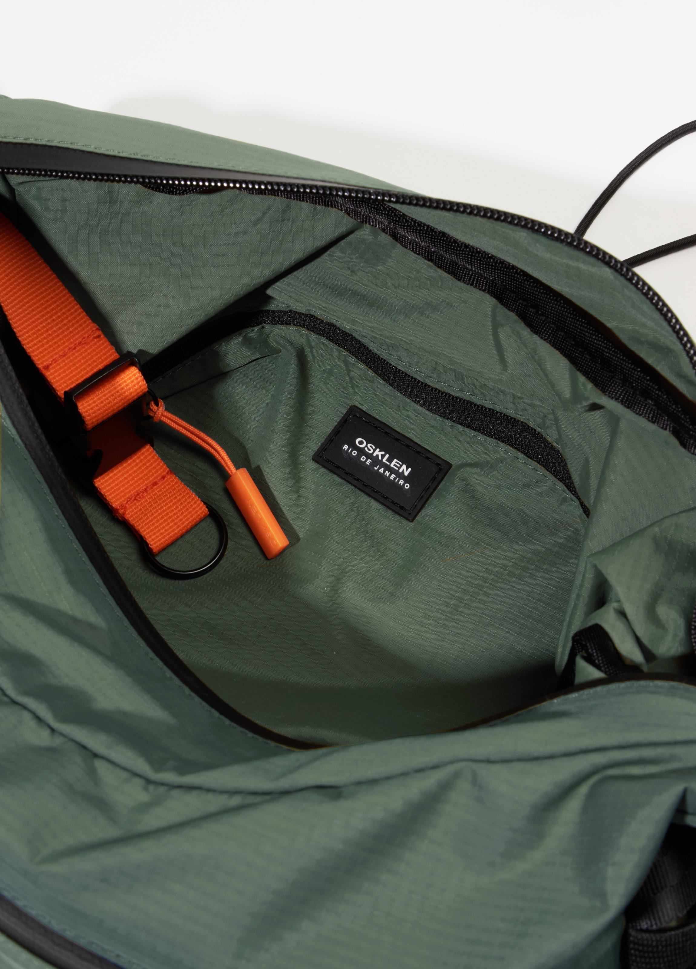 Bolsa split new