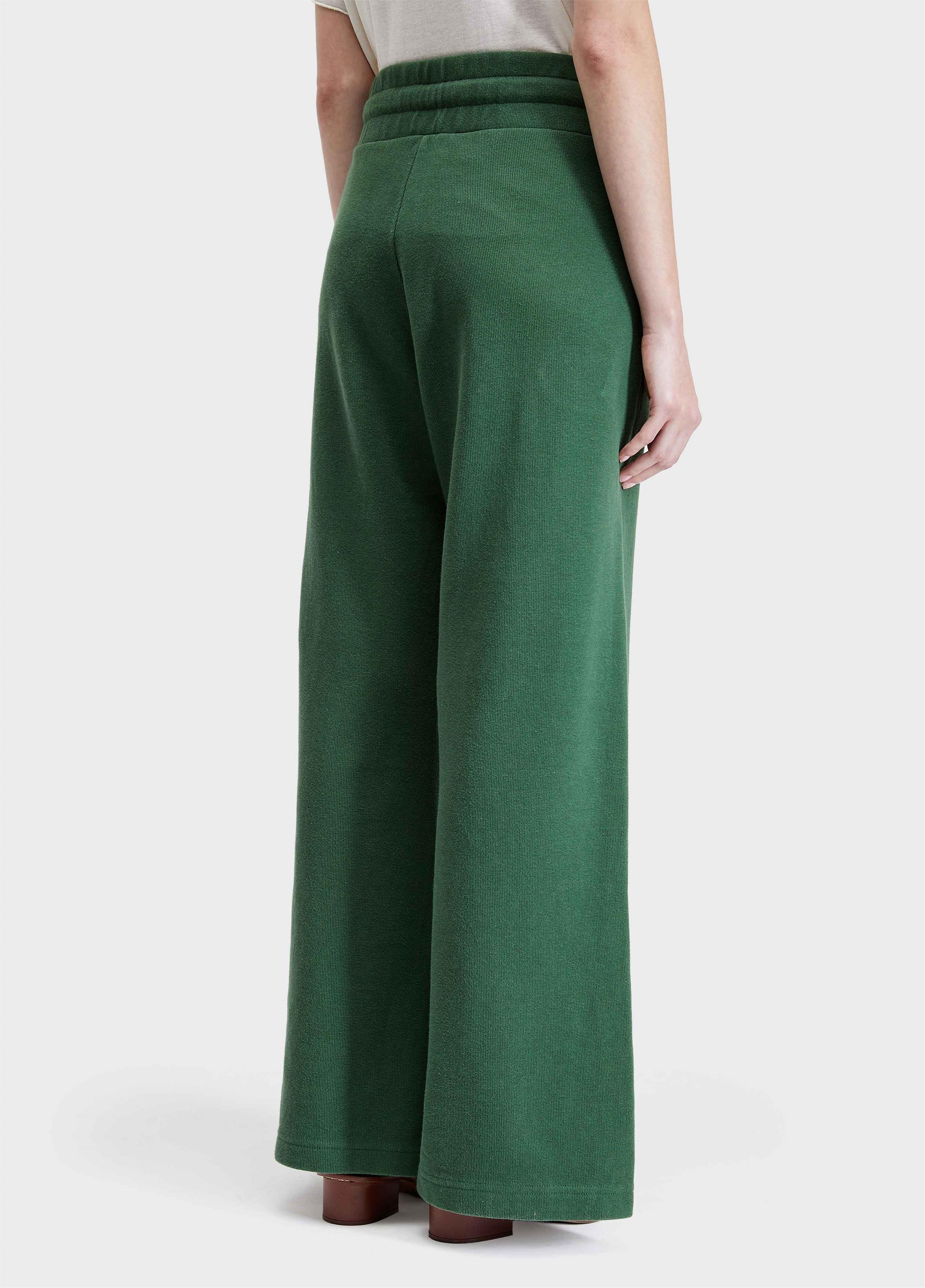 Calça janeiro hotel