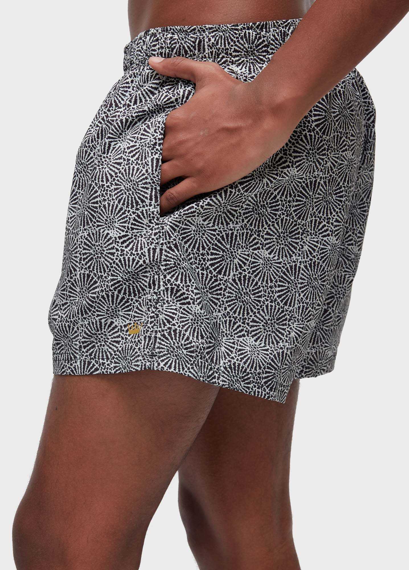 Beach short vintage coral