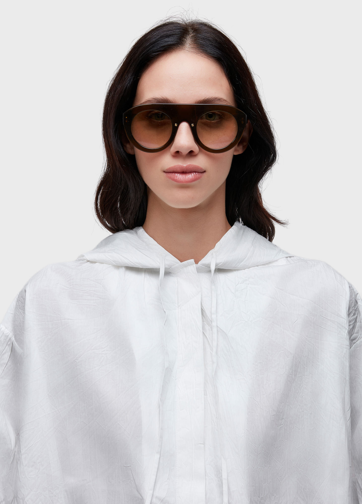 Camisa capuz cropped wrinkle tricoline