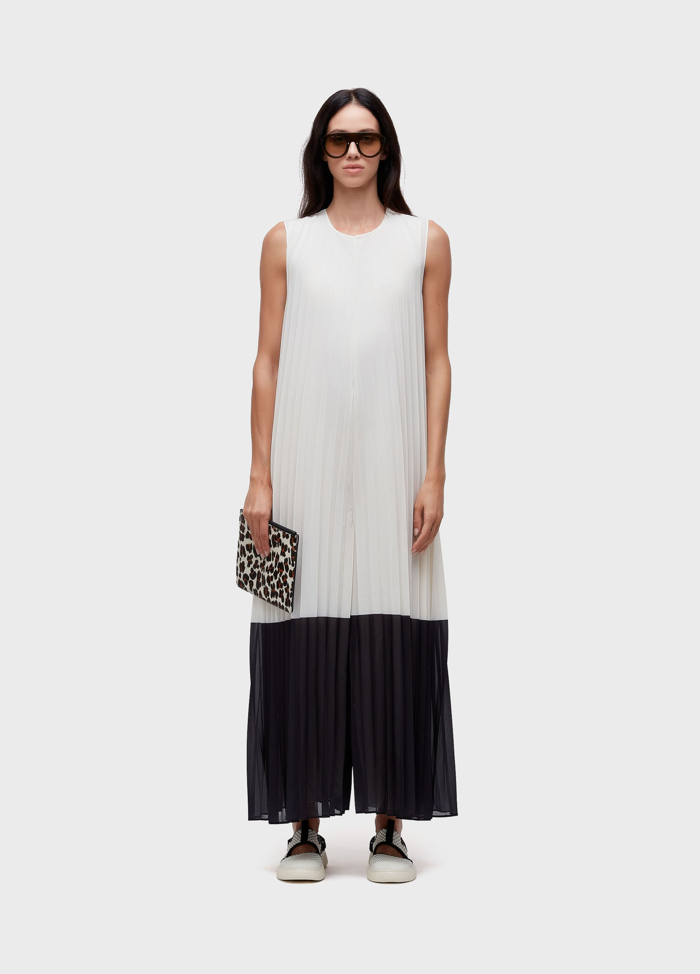 Macacão sleeveless plissado
